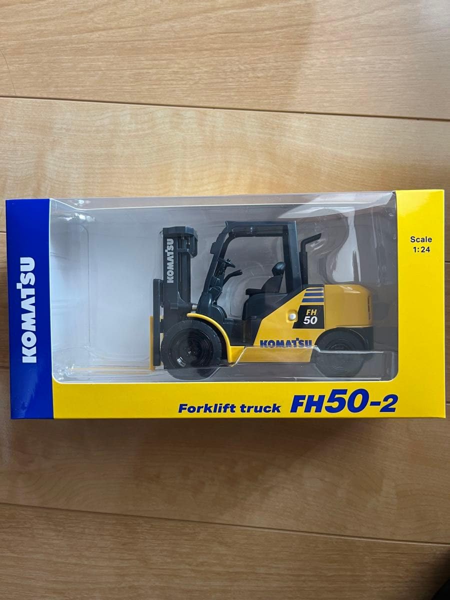 Amazon.co.jp: KOMATSU コマツ フォークリフト FH50-2ミニカー : おもちゃ
