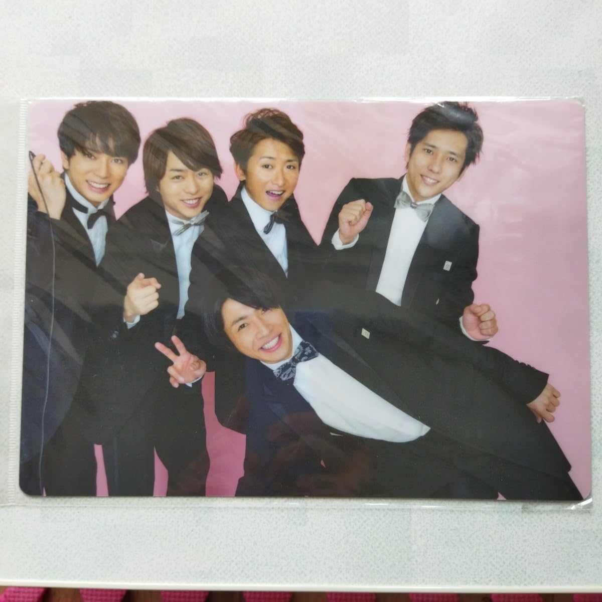 Amazon.co.jp: 嵐 下敷き 写真 A RA SHI 櫻井翔 相葉雅紀 二宮和也