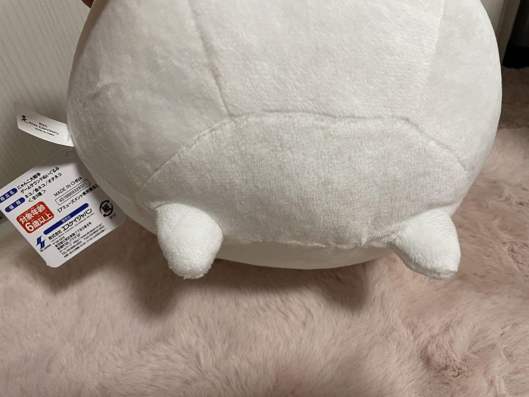 忍者姿のにゃんこたち‼️ 🥷🏻🥷🏻🥷🏻😺🥷🏻🥷