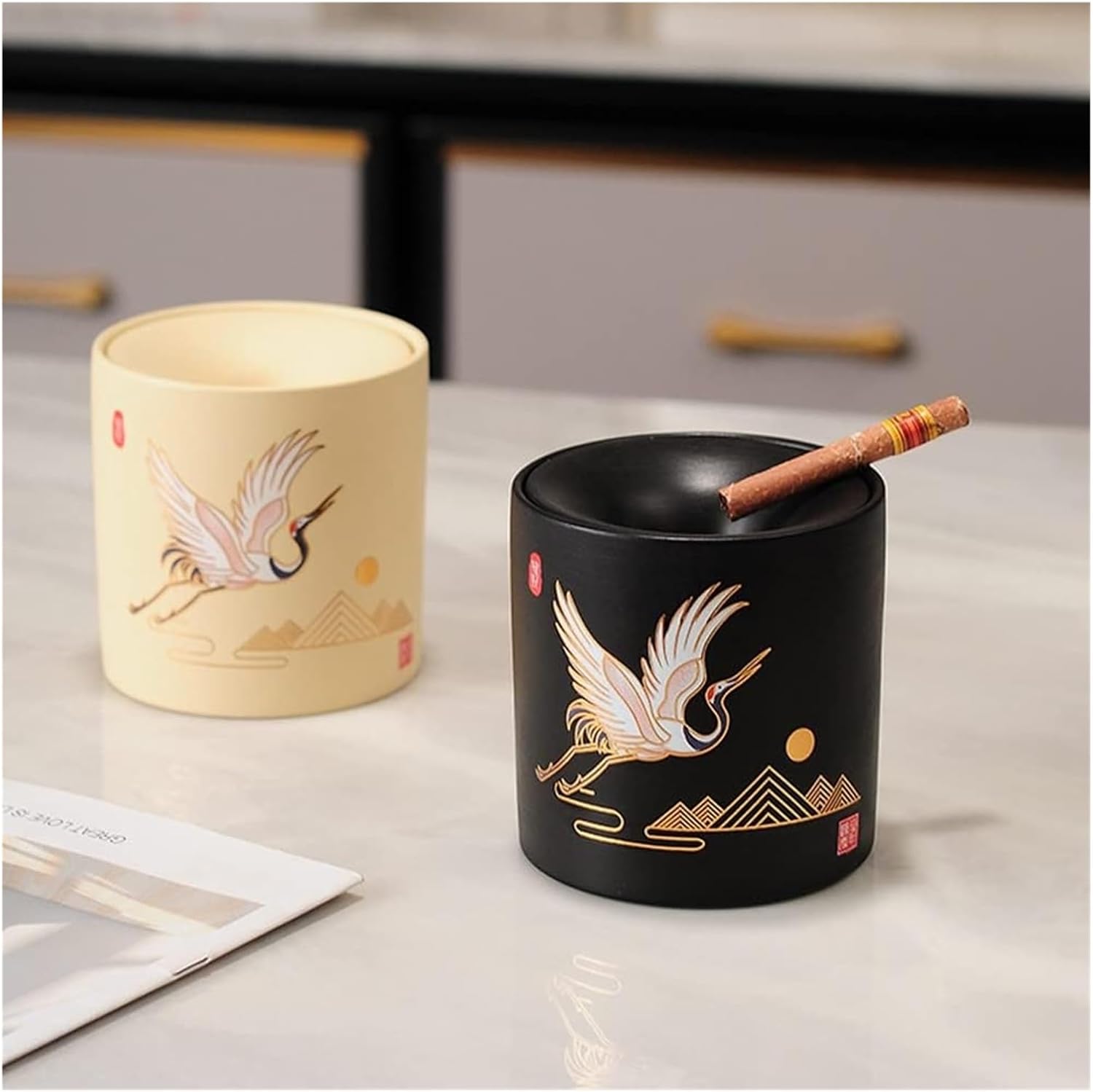 ashtray Mini Car Trash Can, Cover Ashtray with Holder Personality for Car Home Office Hotel Coffee Shop Black/Yellow accessories