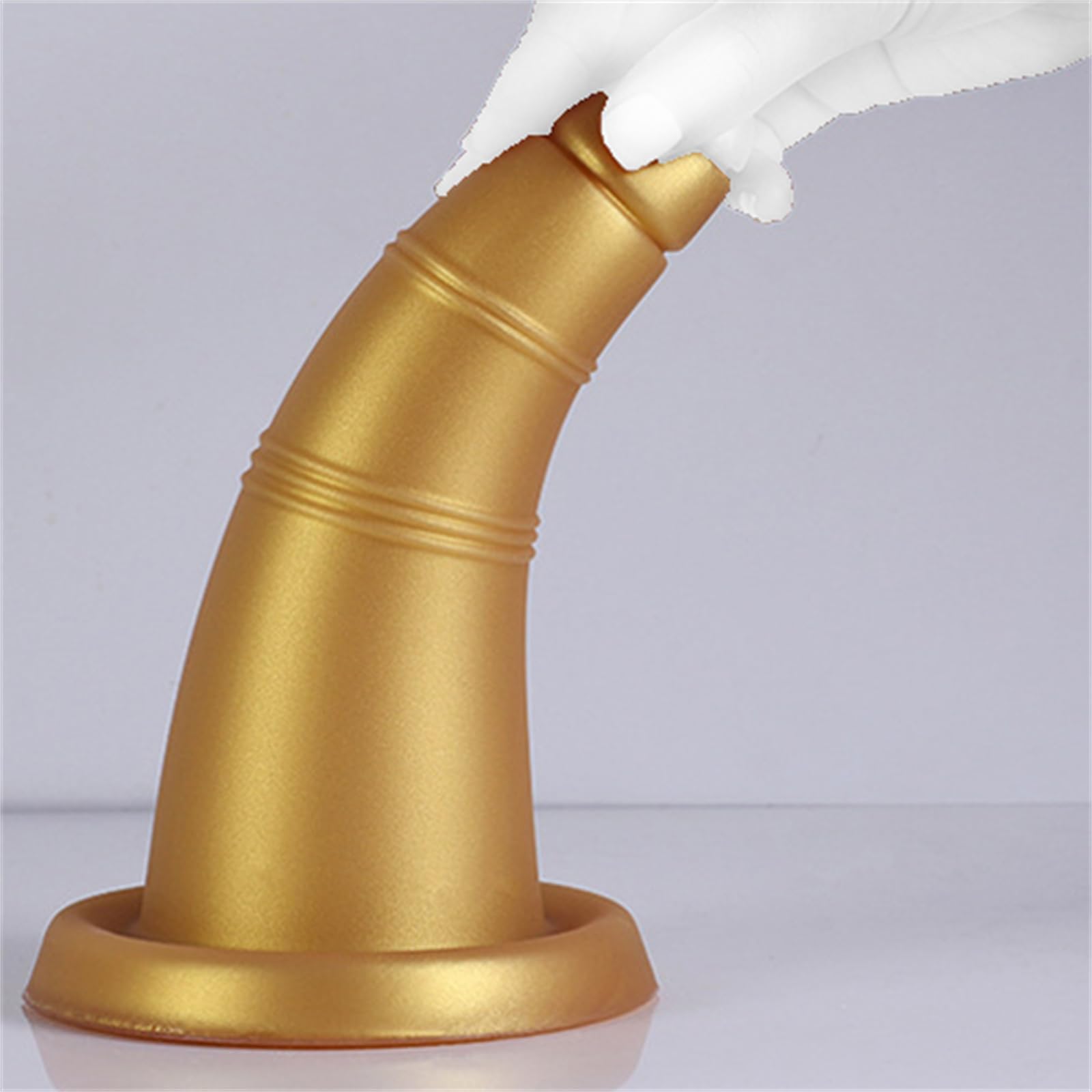 Plug anale conico enorme e spesso, dildo anale in silicone morbido con ventosa, dilatazione della vagina e dell'ano, giocattoli sessuali anali for le donne(Gold,L)