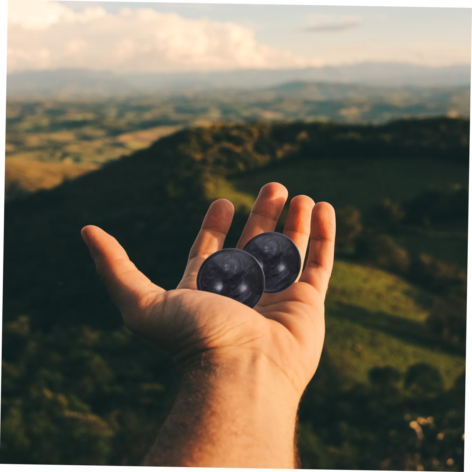 NULYLU 2 Pcs Hand Exercise Ball for Elderly Jade Balls for Hands Health Exercise Black Random