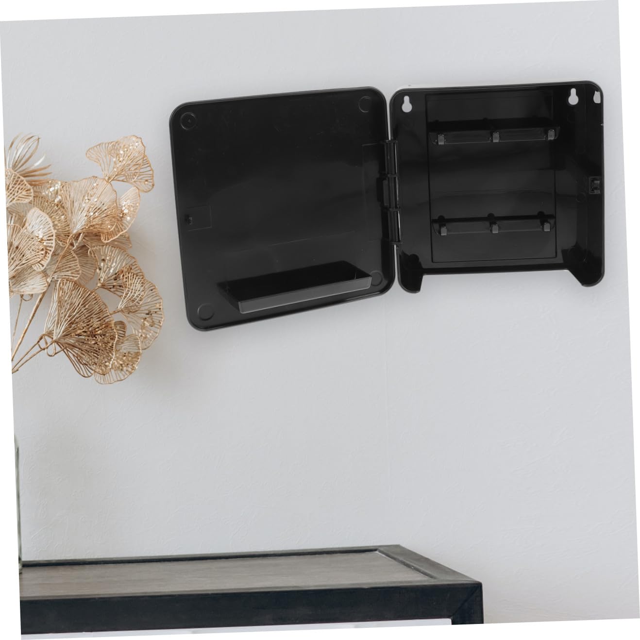 Portachiavi da Parete in Plastica Stile Moderno, Appendichiavi Magnetico senza Foratura, Porta Chiavi Elegante per Ingresso e Casa, Organizer da Muro Nero