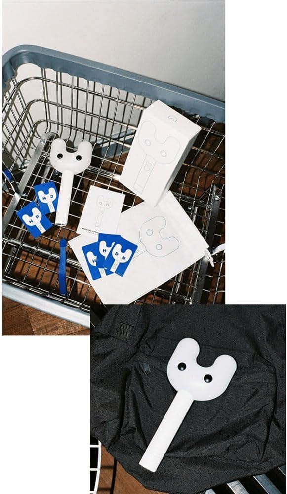 NEWJEANS Official Light Stick - Collectible Card - 1 Piece