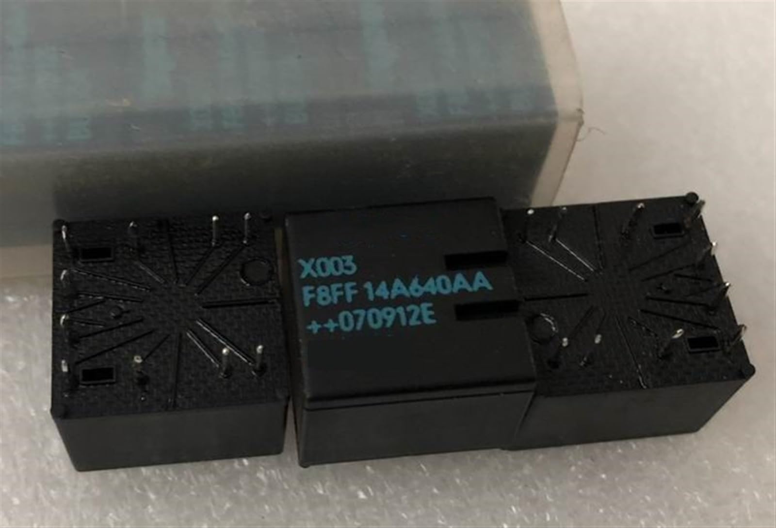 Relé electromecánico de 10 pines KD-2C-12V-25A pieza de sustitución para circuitos 3