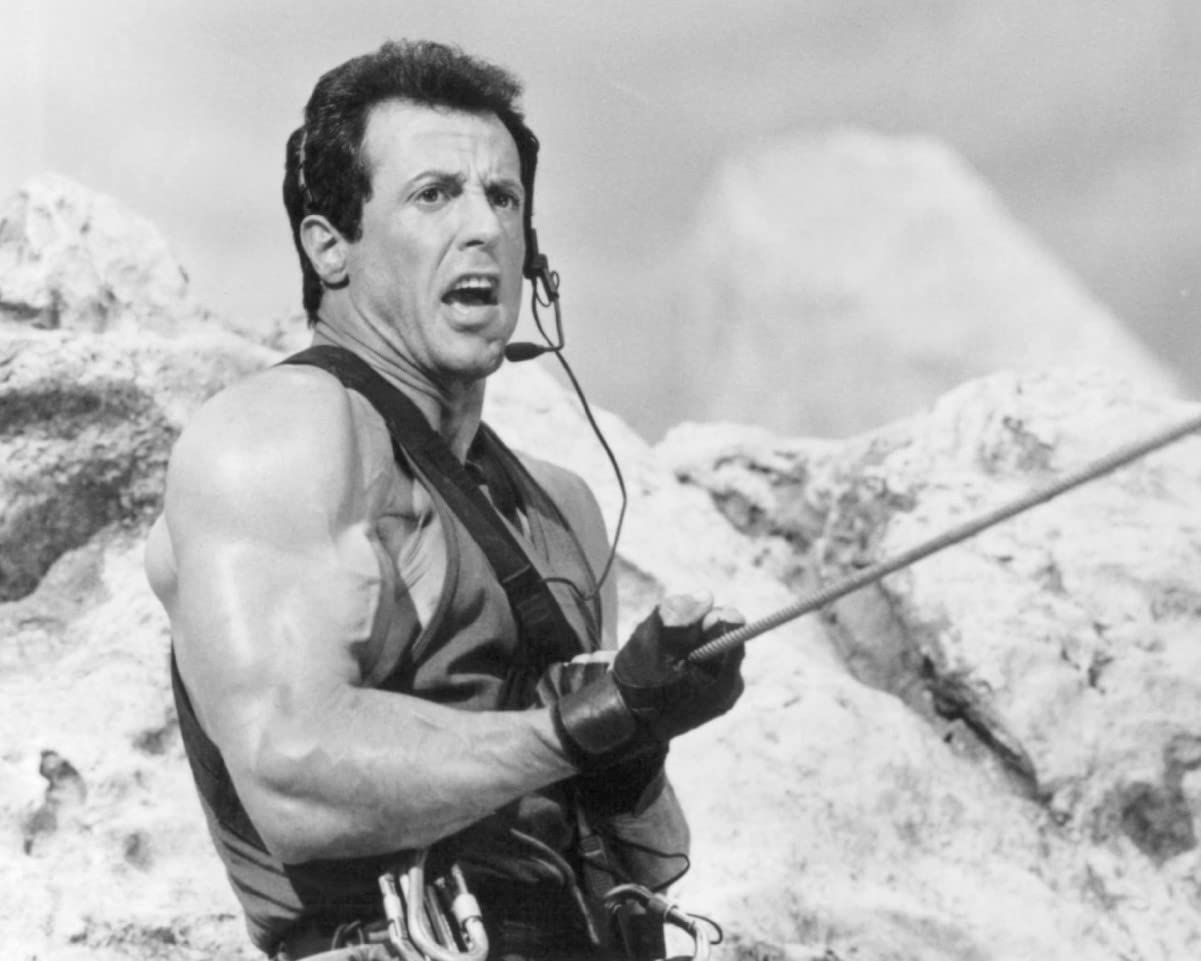 worldphotographs Cliffhanger (1993) Sylvester Stallone 10x8 Photo