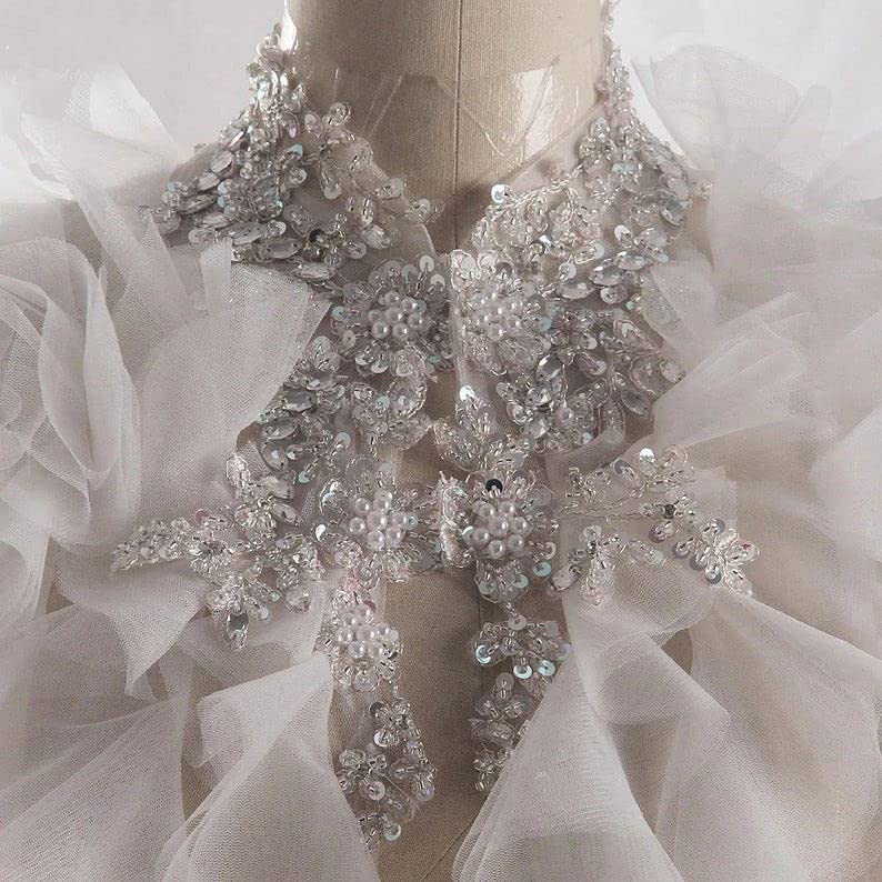 Boléro de mariée vert résolvant le manque d'éclat des robes de maternité simples - 5