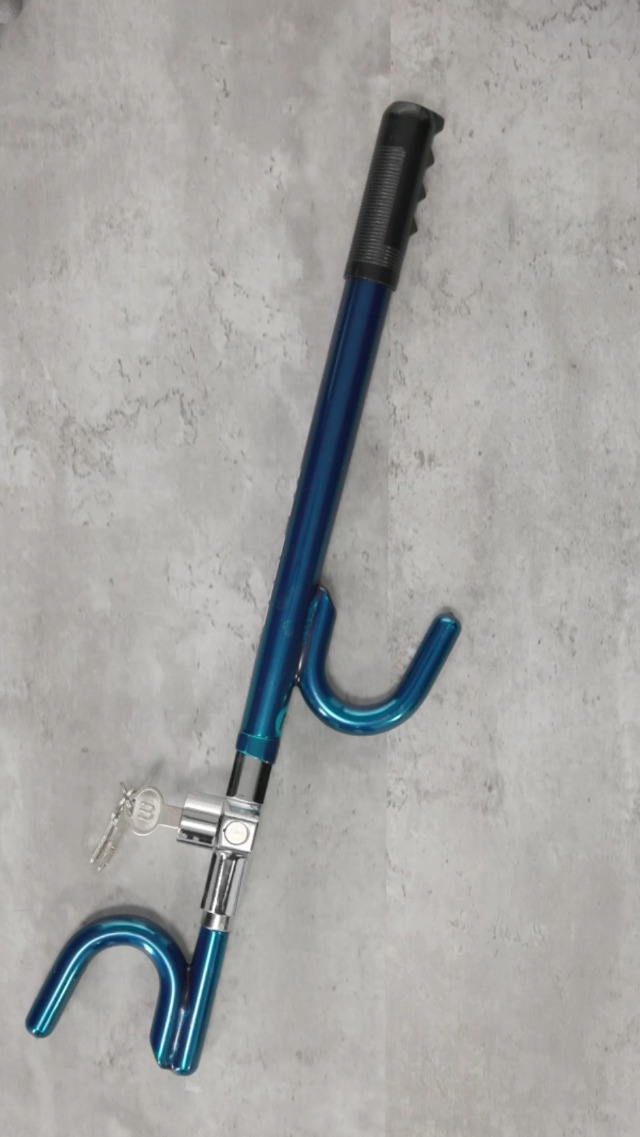 ￥ellowBucksJungle 2 Amazon.com: The Club 1102 LX Series Steering Wheel Lock, Blue