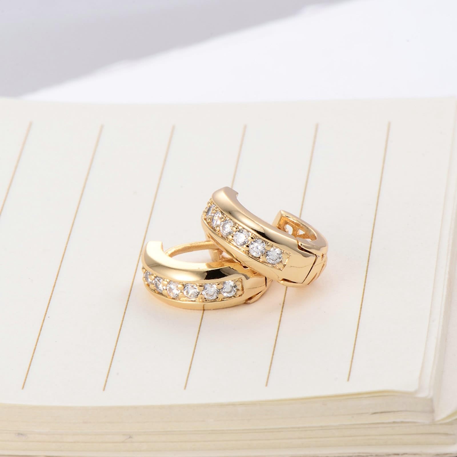AMDXD Pendientes de aro de oro de 9 quilates, diseño hueco con moissanita, para mujer, pequeños Au 375