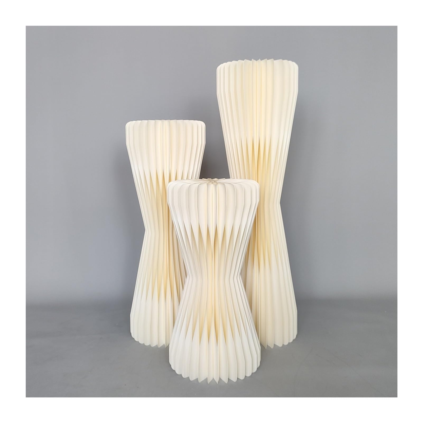 YTBHSHXZ plinth， 3 Pcs Display Pedestals, Wedding Centerpieces Cylinder Flower Stand, Paper Roman Pillar(Beige)