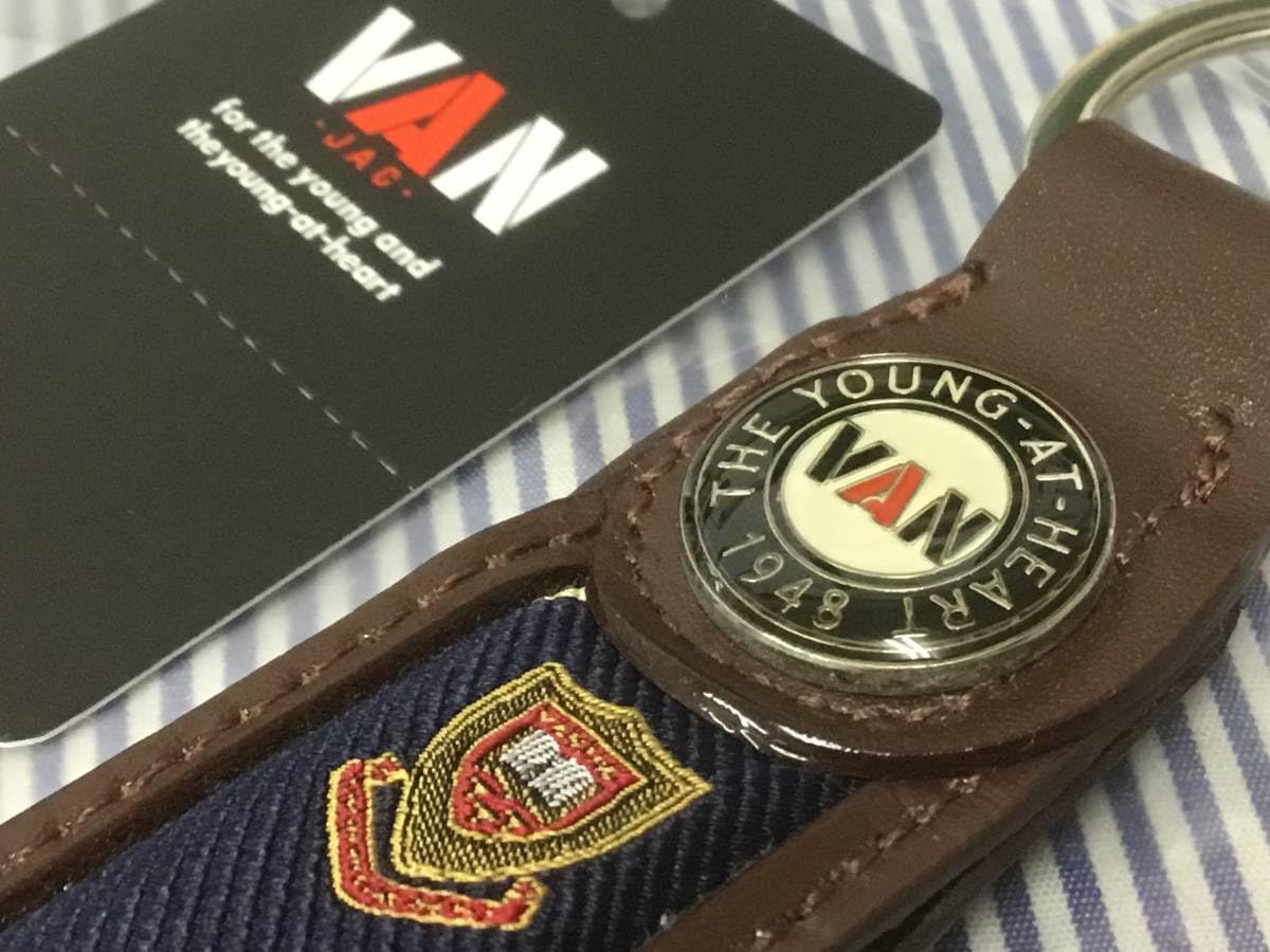 Amazon.co.jp: VAN JAC ヴァンヂャケット キーホルダー 永遠の丸VAN 