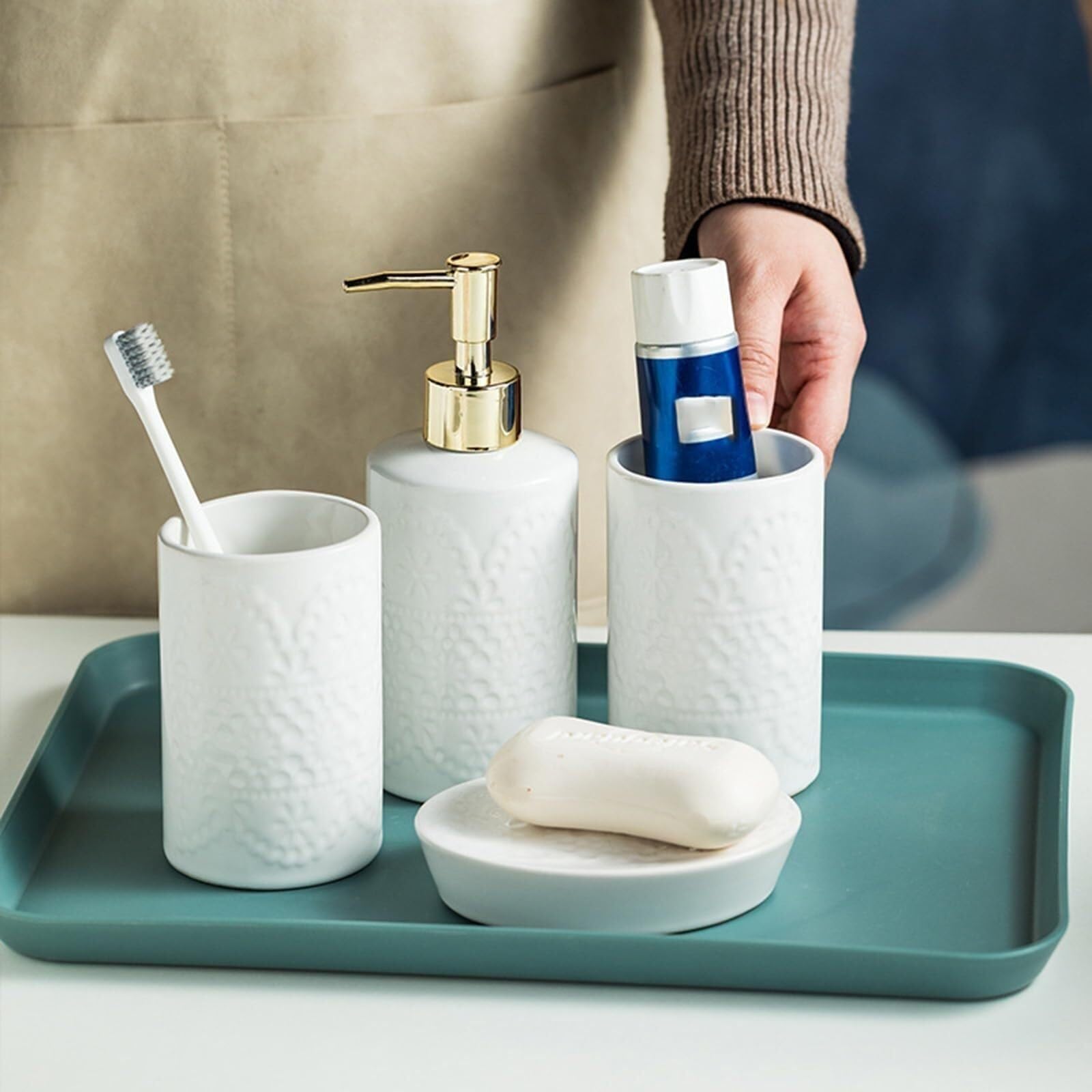 Set di accessori per il bagno Set di dispenser sapone e bicchiere for spazzolino da denti in ceramica appoggio for liquidi o lozioni costiere Arredamento per gli affittuari(Beige)