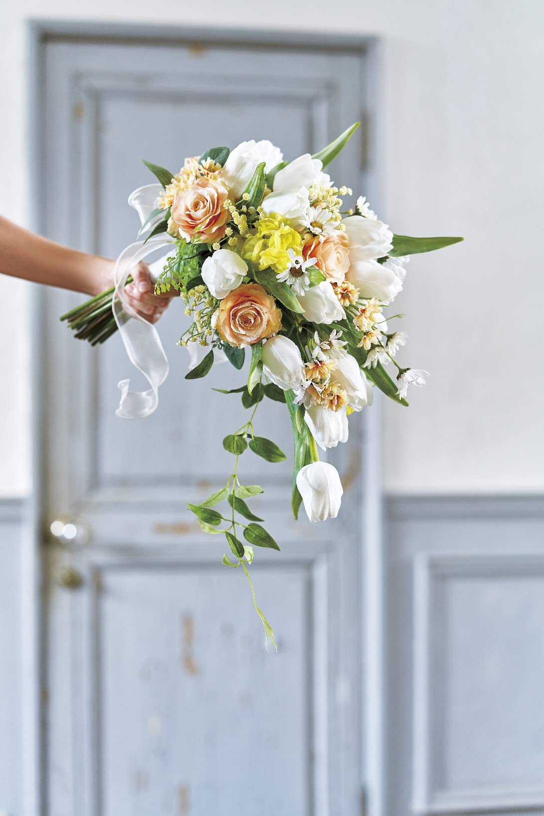 Tokyodo FM002787-001 MAGIQ Frontier Rose Artificial Flowers, White