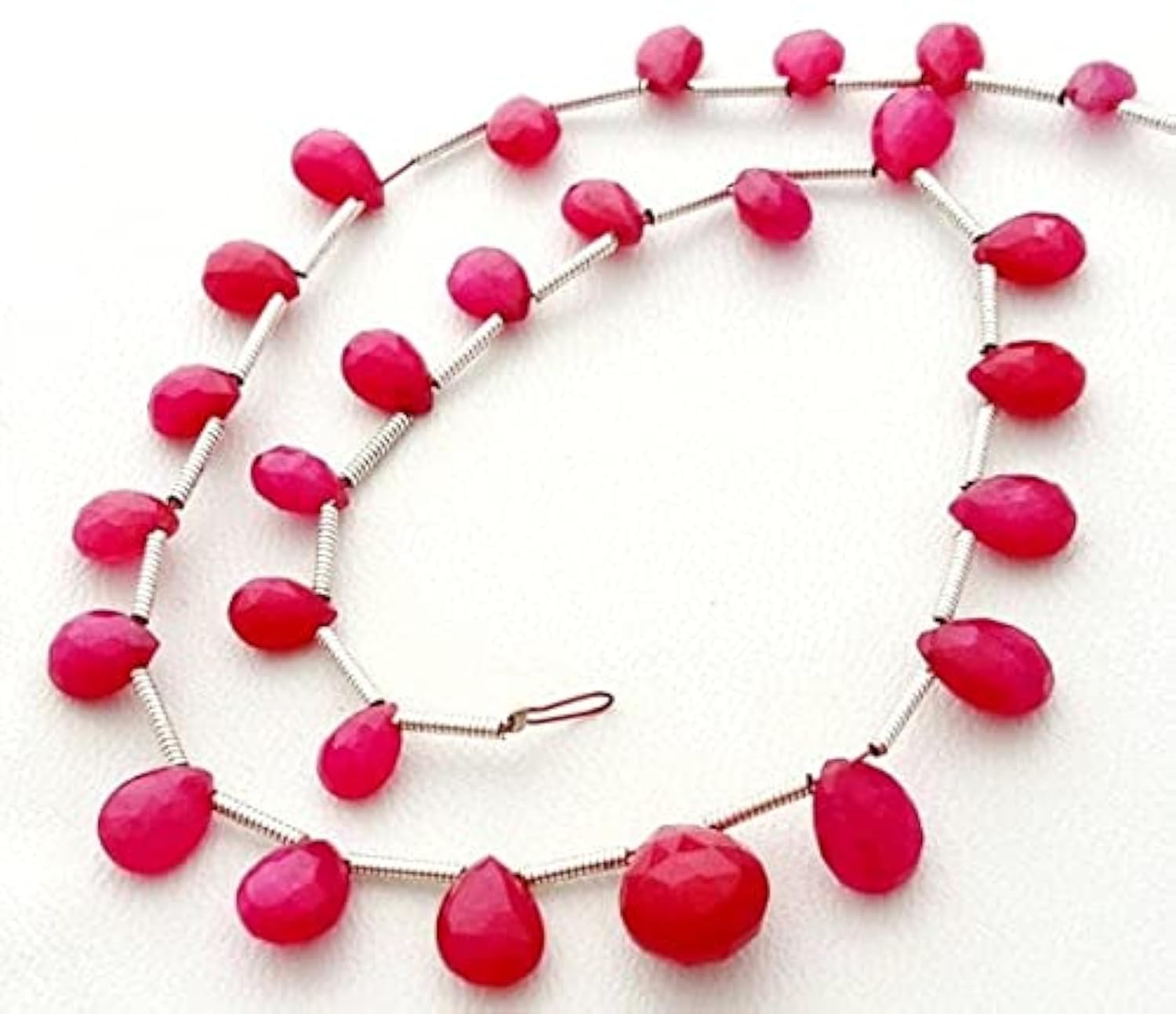 Rubis perles de forme poire rose teinté facetté en fil de 8" pour création bijoux fait main E1547