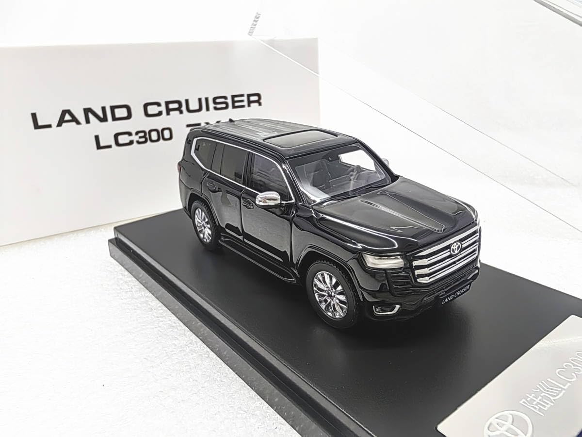 Amazon | LCD 1/64 ミニカー ランドクルーザー LC300 ZX SUV 黒右ハン