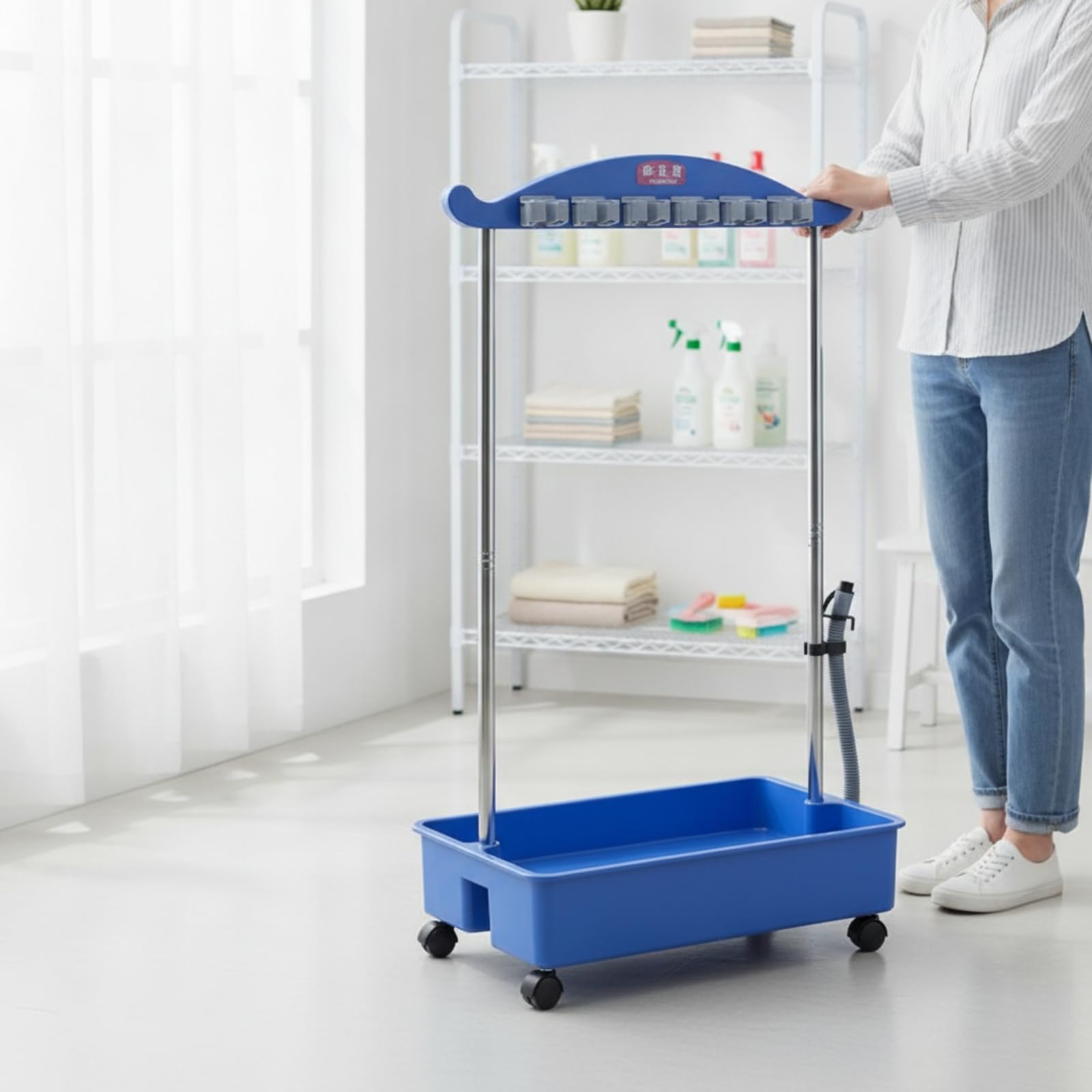 Gralara Organizador Fregonas con Ruedas Resistente Carrito Limpieza con Ruedas Estación Limpieza Móvil para Hoteles, Gris, 70cm