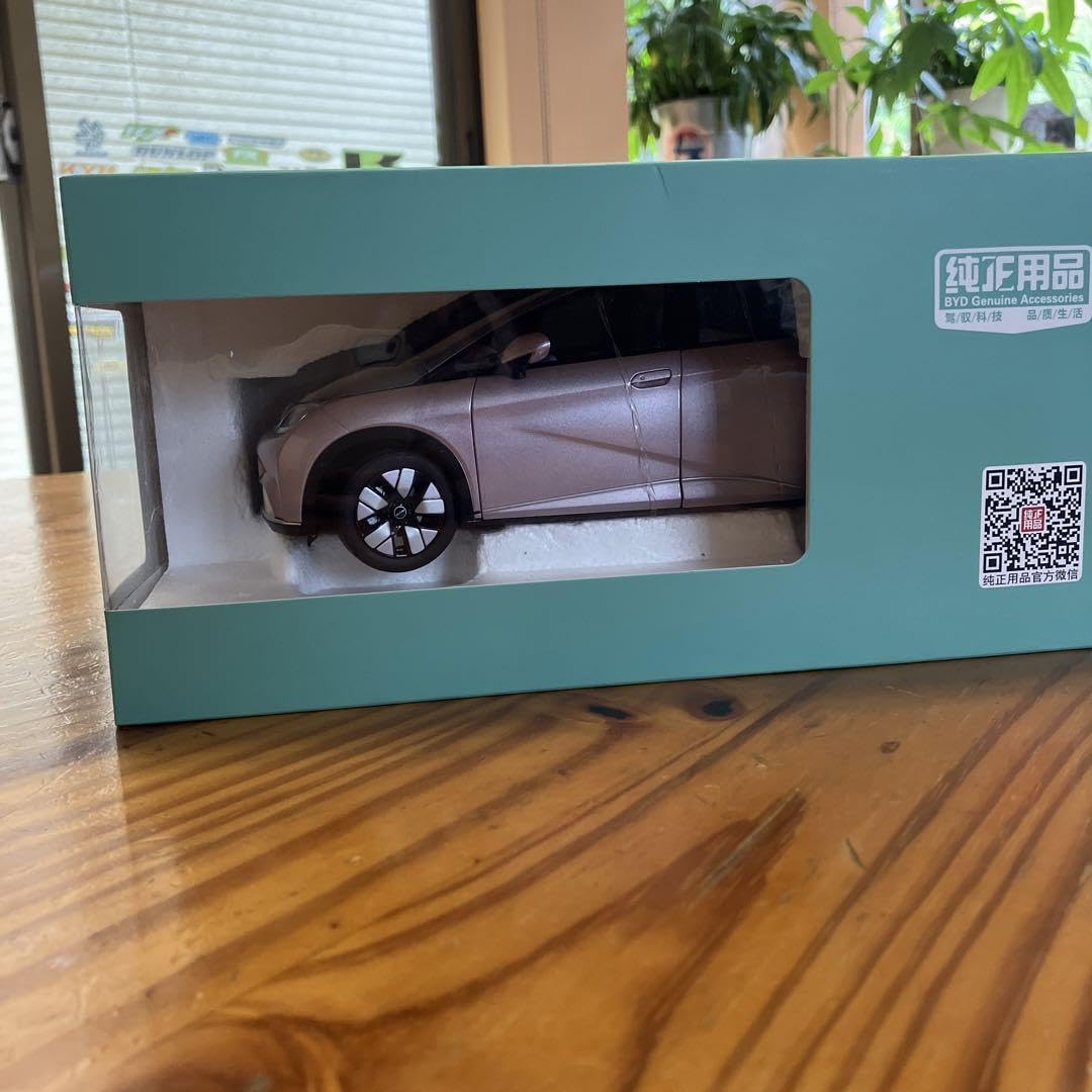 Amazon.co.jp: BYD DOLPHIN ミニカー 1 18 : おもちゃ