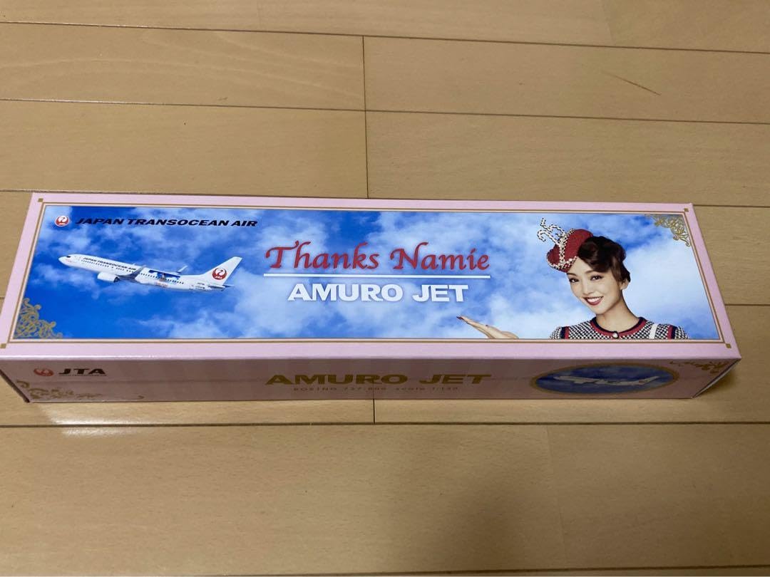 Amazon.co.jp: AMURO JET 安室奈美恵 グッズ JAL BOEING737 飛行機模型