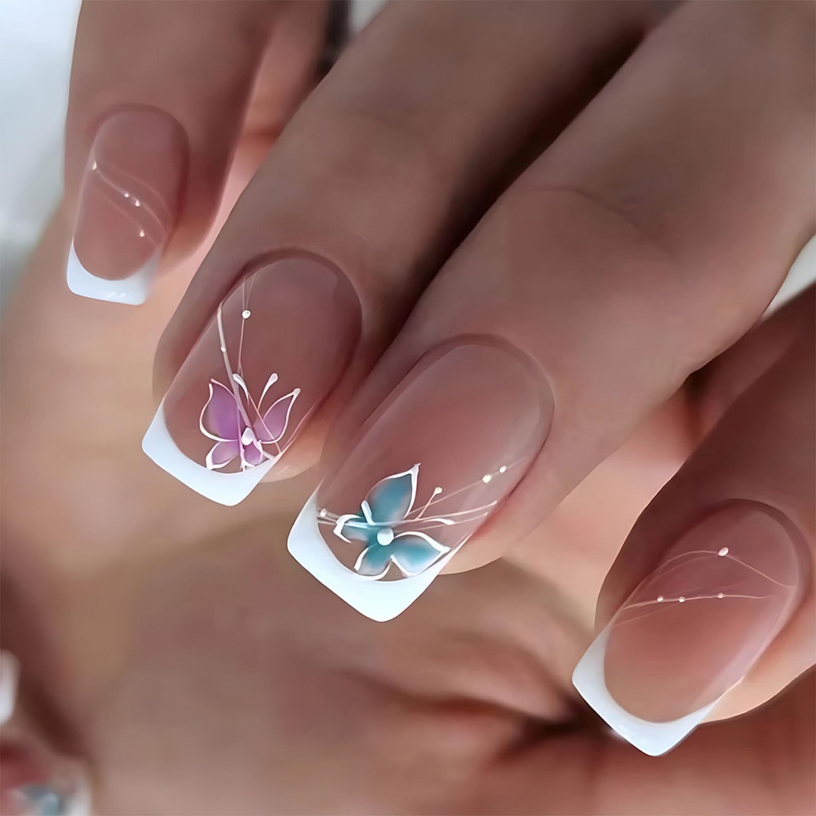 Irikdescia 24 uñas postizas cuadradas cortas con pegamento de gelatina, reutilizables, para decoración de uñas (borde blanco de mariposa)