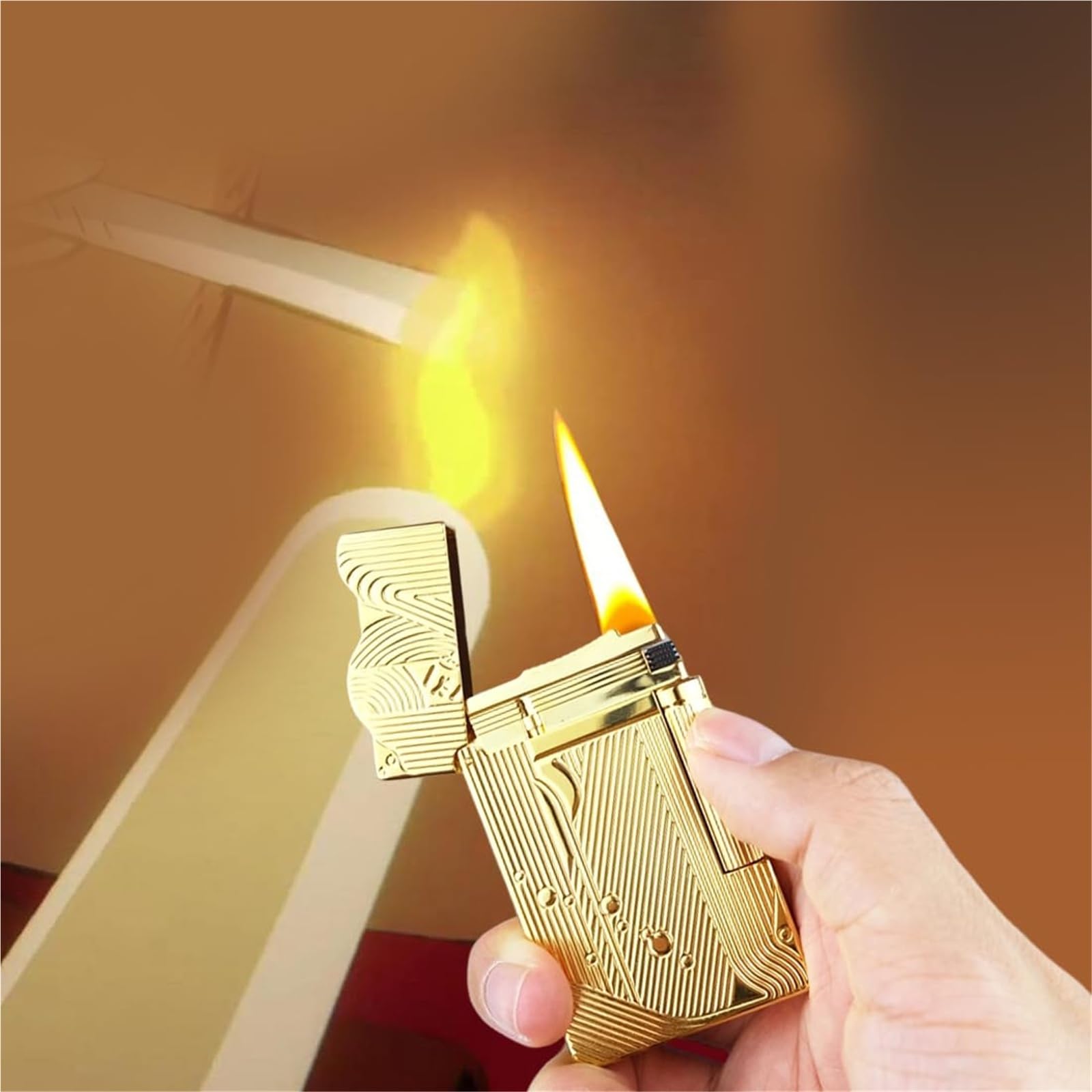 Retro-Petroleumfeuerzeug aus Messing, klassischer Klavierklang, handgeschnitzt, seitliche Zündung, nachfüllbar mit Kraftstoff, Geschenk for Männer, Väter und Ehemänner (ohne Petroleum)(Silver)