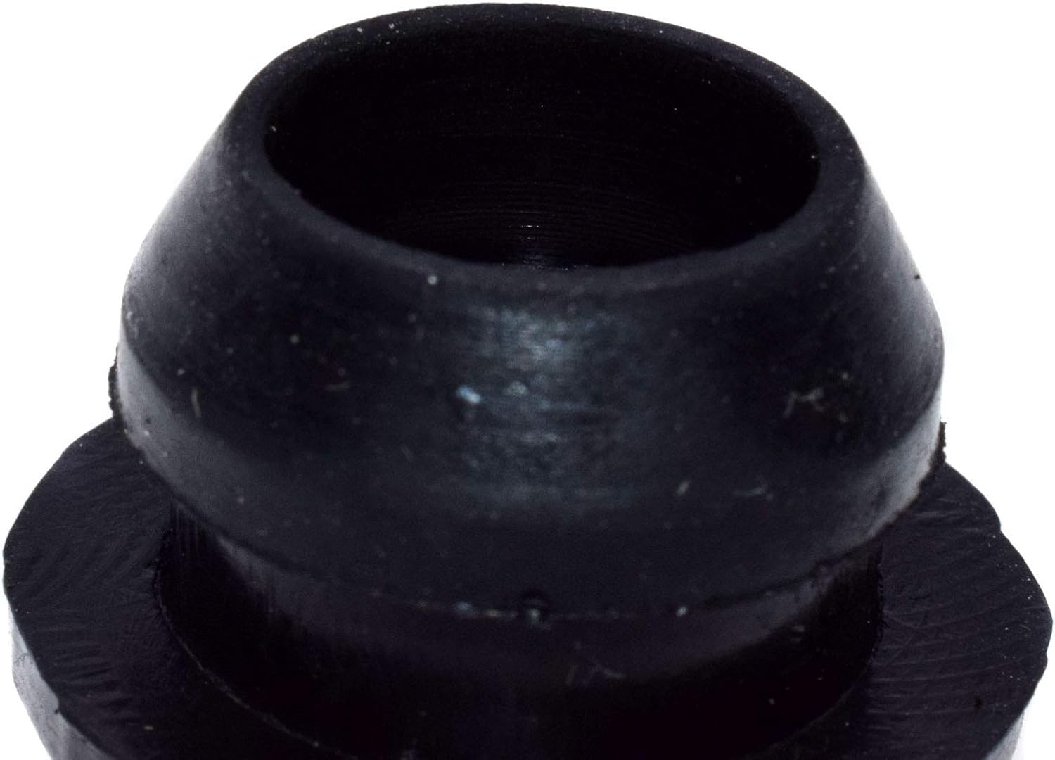 PCV Valve Grommet 90480-18001 For Toyota Tacoma Tundra Solara Lexus LS430 IS300