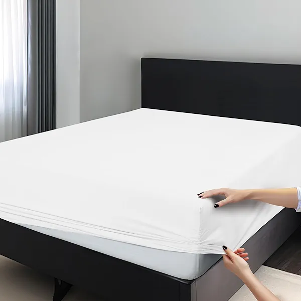 LUX Décor California King Fitted Sheet Only - Easy to Fit 360 Elastic Microfiber Sheets - 16 Inches Deep Pocket - Wrinkles Fade Resistant - White