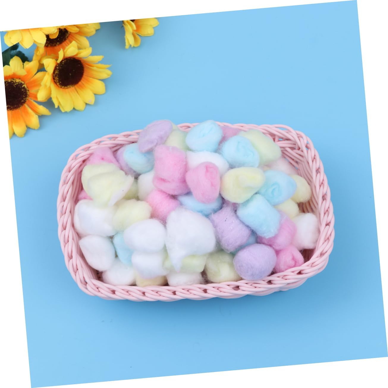 minkissy 1bag Makeup Cotton Balls Pure Cotton Face Balls for Salon and Home Use Soft Absorbent for Makeup Nail Care and Skin Application
