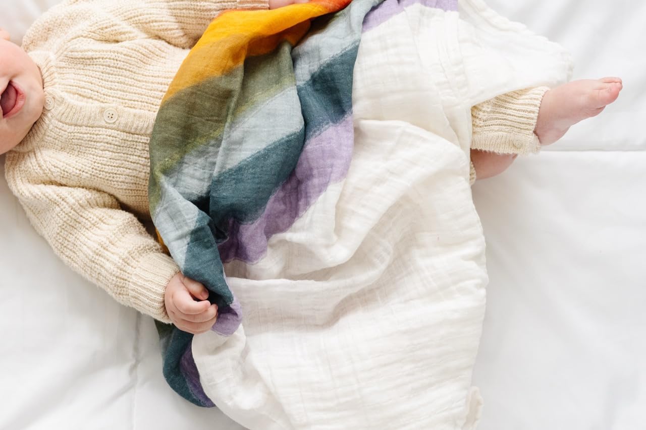 CLEMENTINE KIDS Muslin Infant Swaddles (Rainbow Connection)