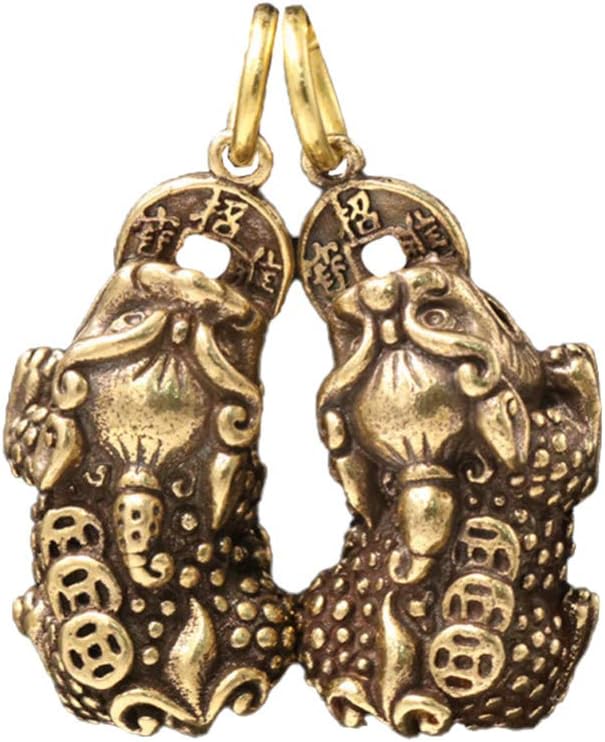 Healifty 2-Pack Chinese Feng Shui Keychain Pendants, Brass Charms