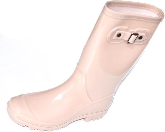 cream wellies