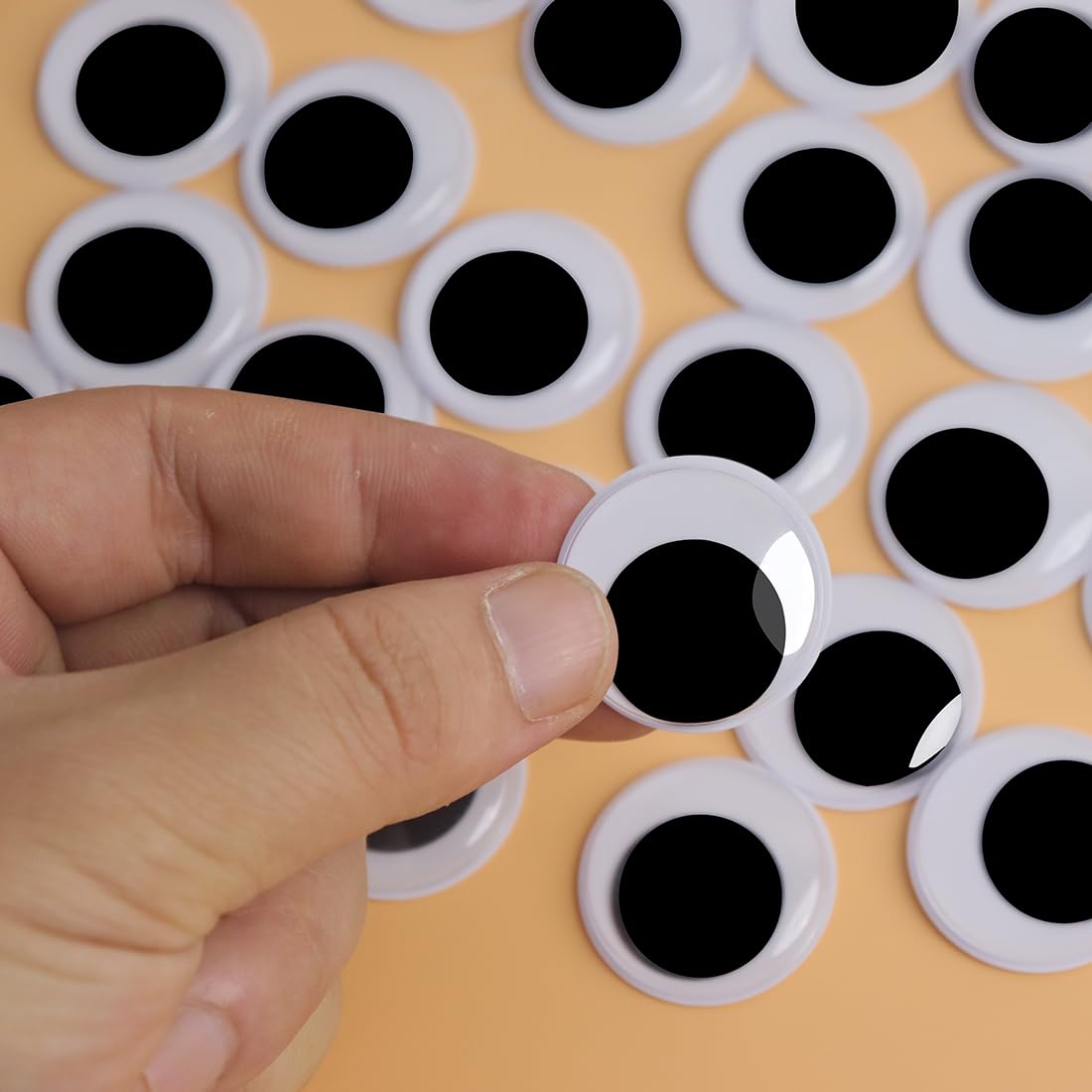 100 sztuk Wiggle Eyes, 3 cm Googly Eyes z samoprzylepnym, okrągłym tworzywem sztucznym, do tworzenia rękodzieła i dekoracji imprezowych, 100 szt