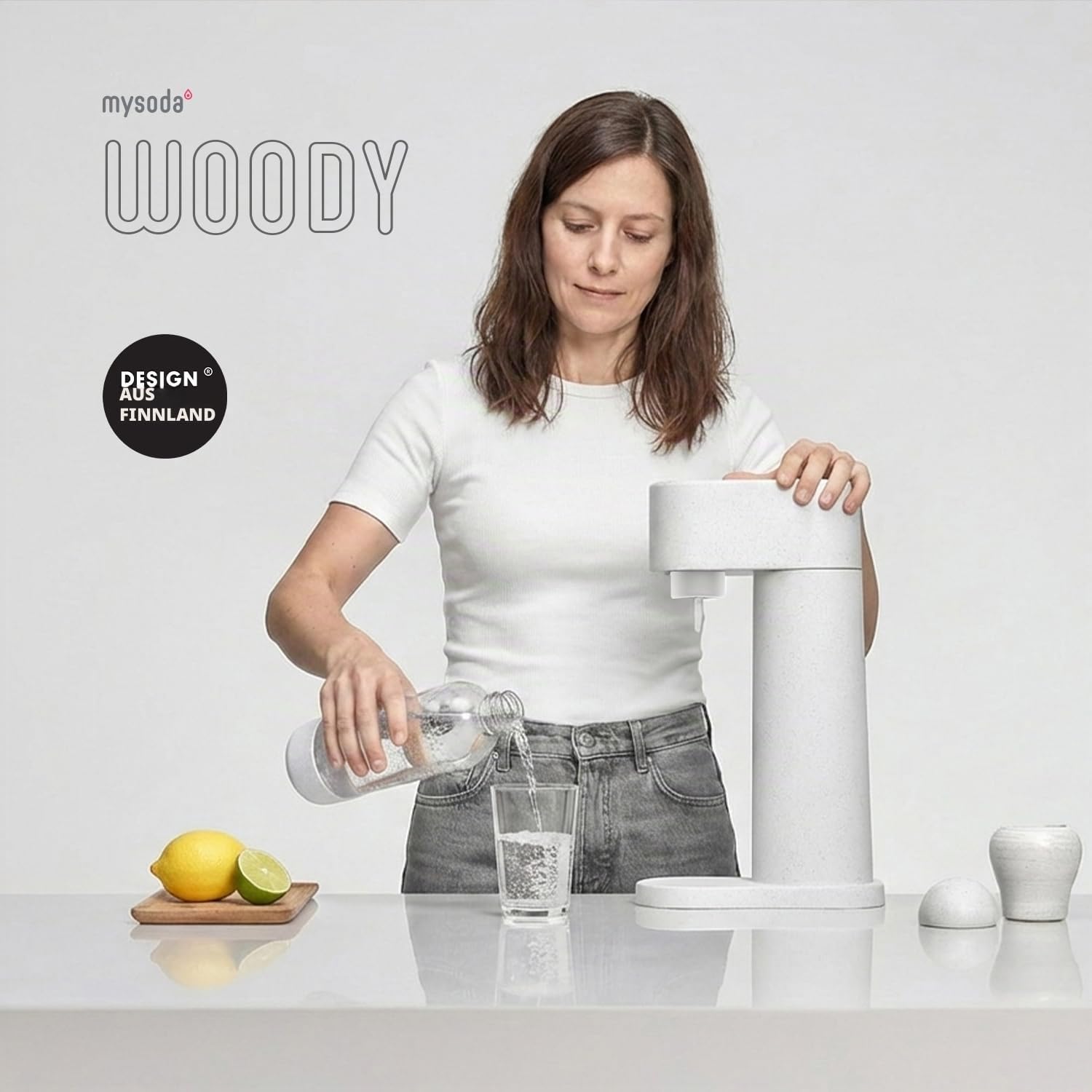 Mysoda: Woody Wassersprudler aus erneuerbarem Holzkomposit mit 1L Quick-Lock BPA-freier Plastikflasche (ohne CO2-Zylinder) - Weiß