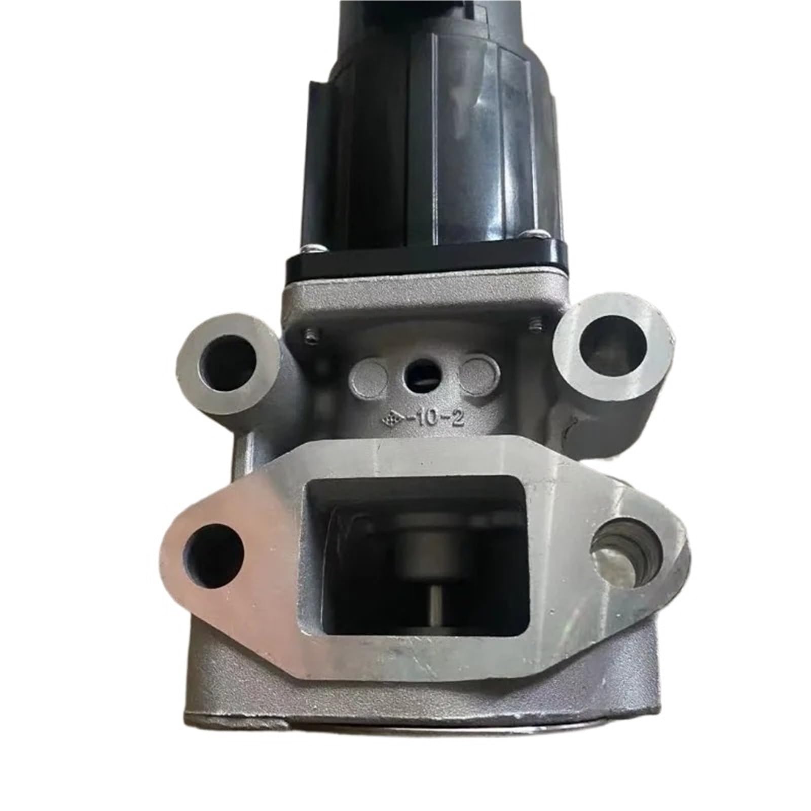Exhaust Gas Recirculation Valve‌ Fit for L200 2.4L 2.5L 1582A483 1582A037 K5T70080 ME191047 1582A038 Recirculation EGR Valve