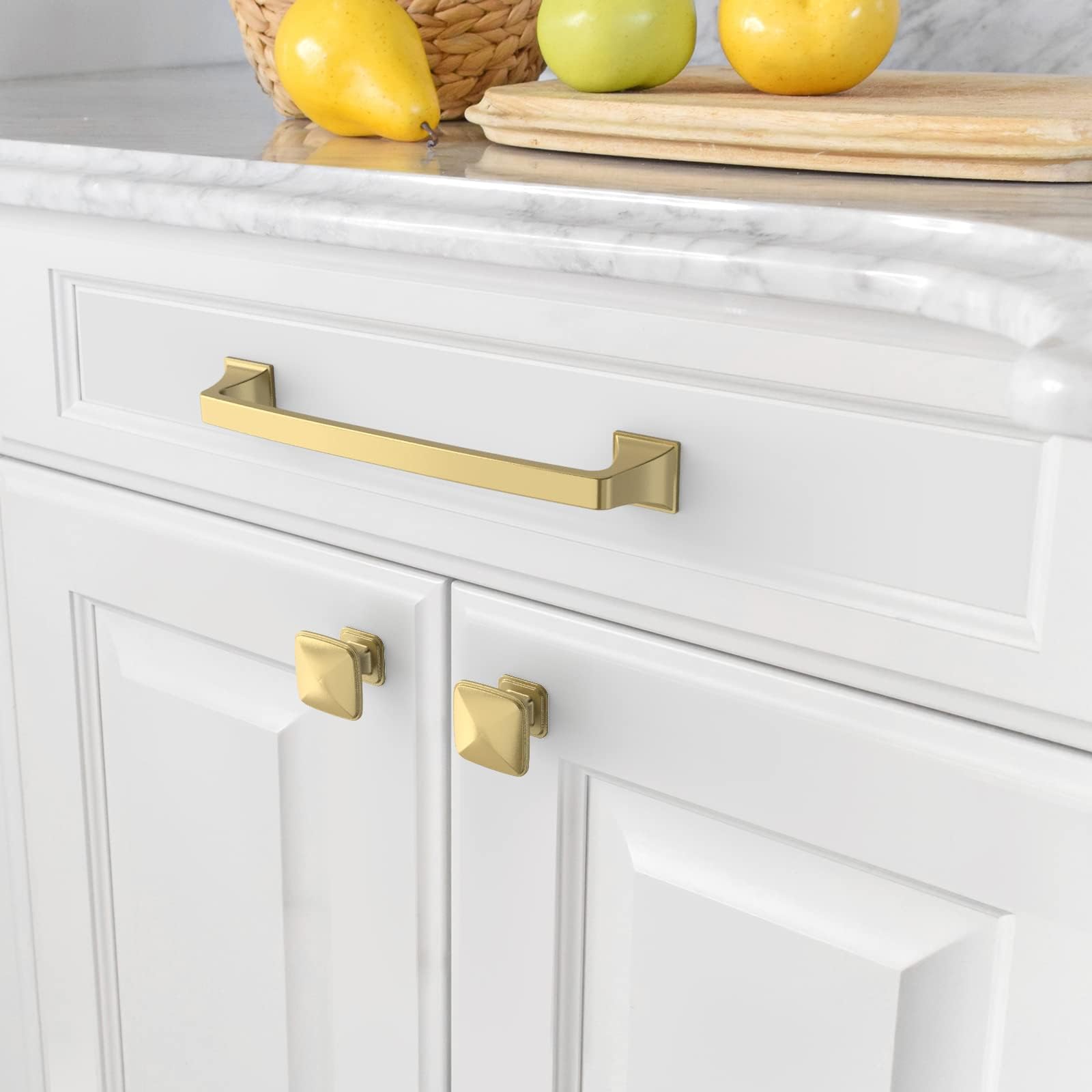 Amerdeco ZH002 - Paquete de 10 tiradores dorados cepillados para armarios con orificio central de 5 pulgadas (128 mm), tiradores para gabinetes de cocina, tiradores de baño