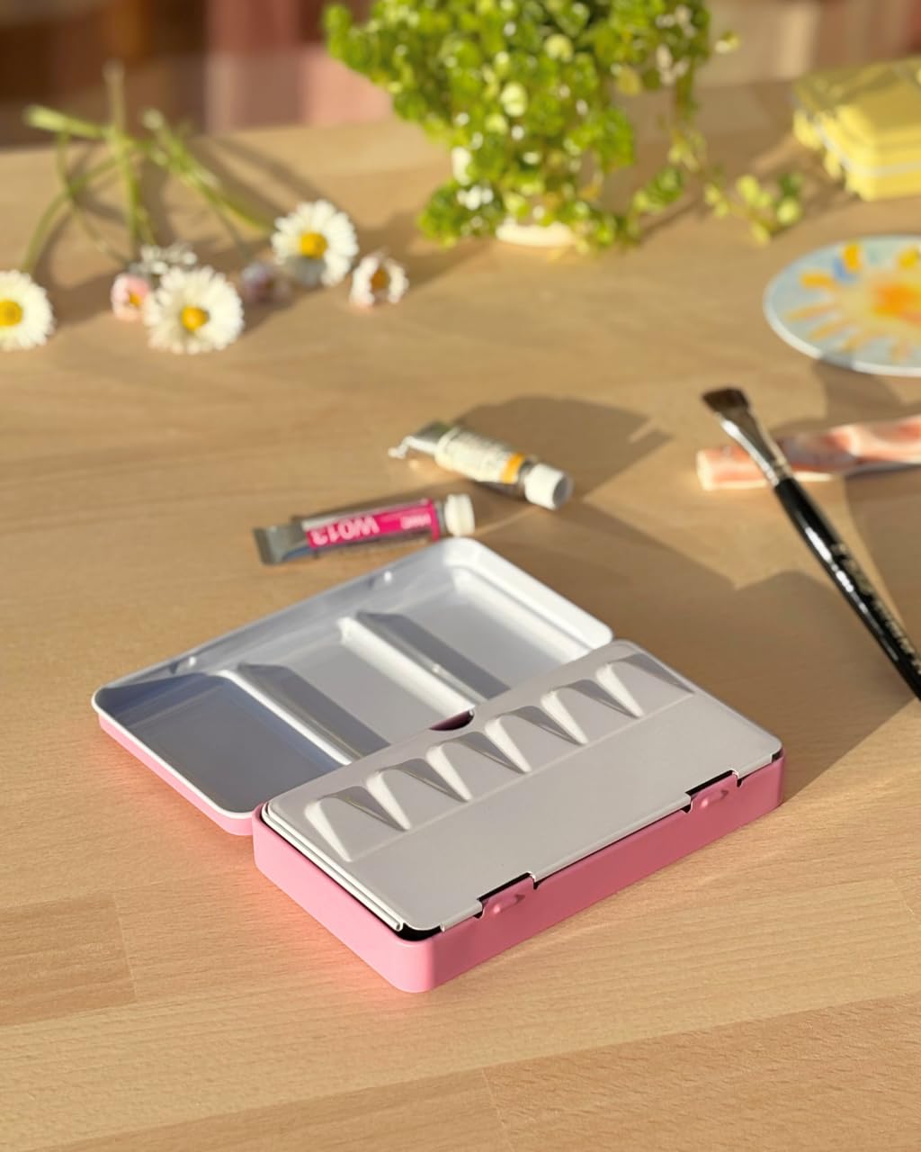 My Rock Way Hot Pink Bubblegum Empty Metal Watercolour Tin for Watercolour 12 Half Buckets or 6 Buckets with Mixing Palette and Flat Bottom. Lightweight - Image 3