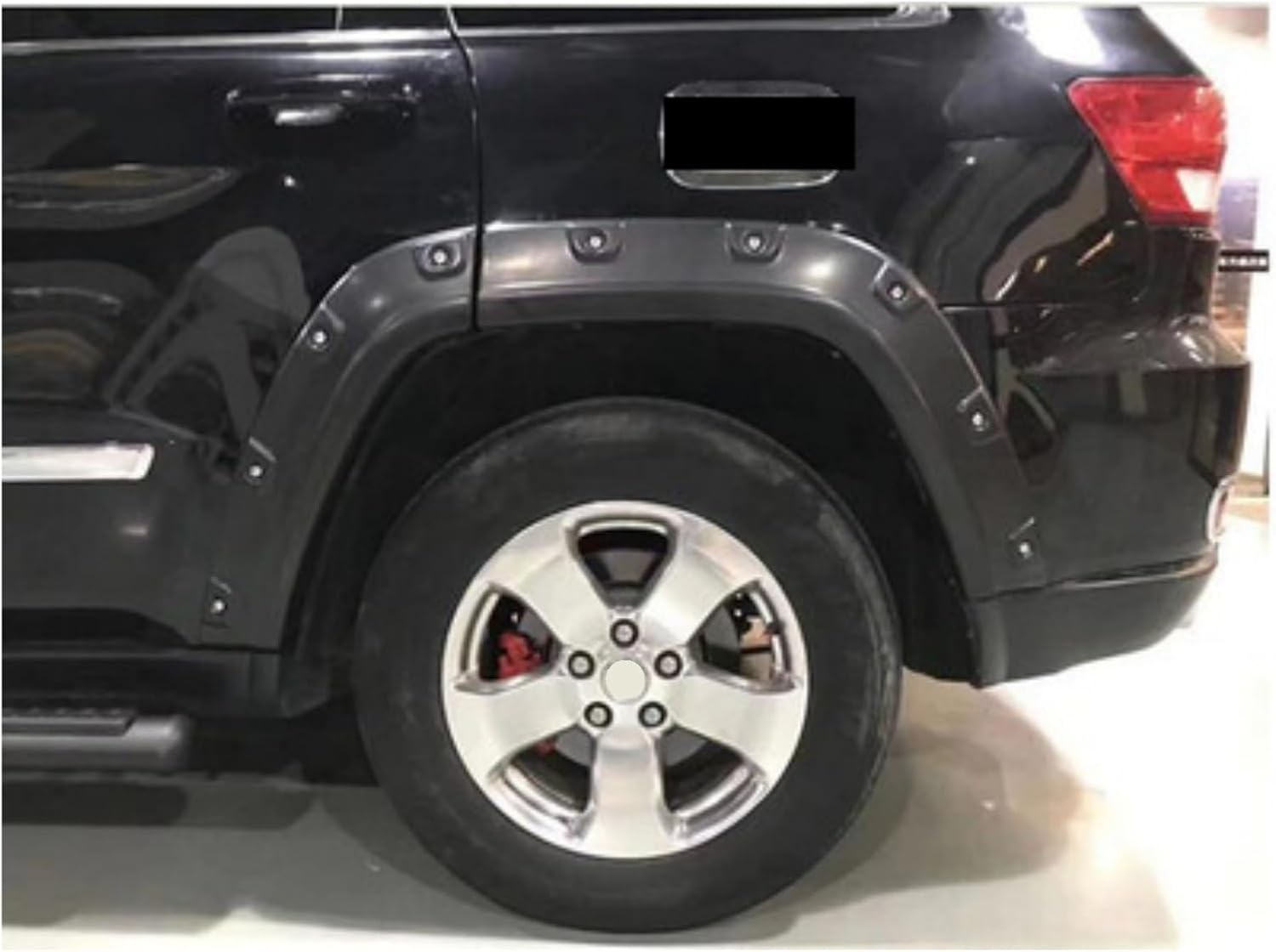 Car Fender Flares Arch Wheel Eyebrow Protector Mudguard Sticker，Compatible for Grand Cherokee 11-21