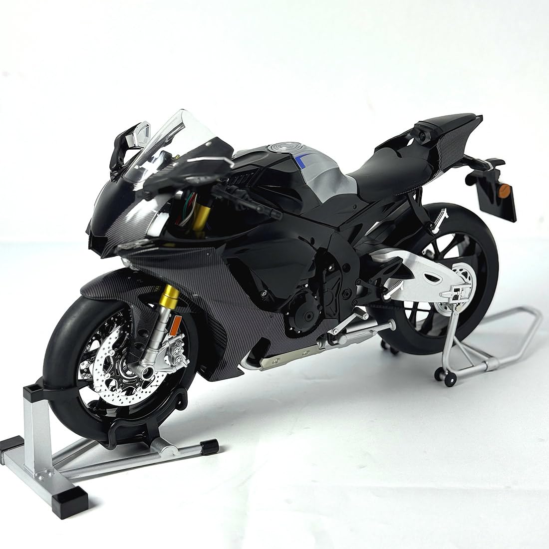 Cubertime 1/6 Scale Diecast Motorcycle Model with Smoke Spray & Sound, Alloy Simulation Motorbike Replica with LED Lights - Image 6