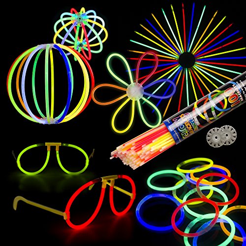 Fun Central (BC679) Glow Sticks Large Party Pack for 20 People - Includes: 200 Pcs Assorted Color 8 Inch Premium Glowsticks with Connectors, Glow In The Dark Sticks, Glow Sticks Bulk - Assorted
