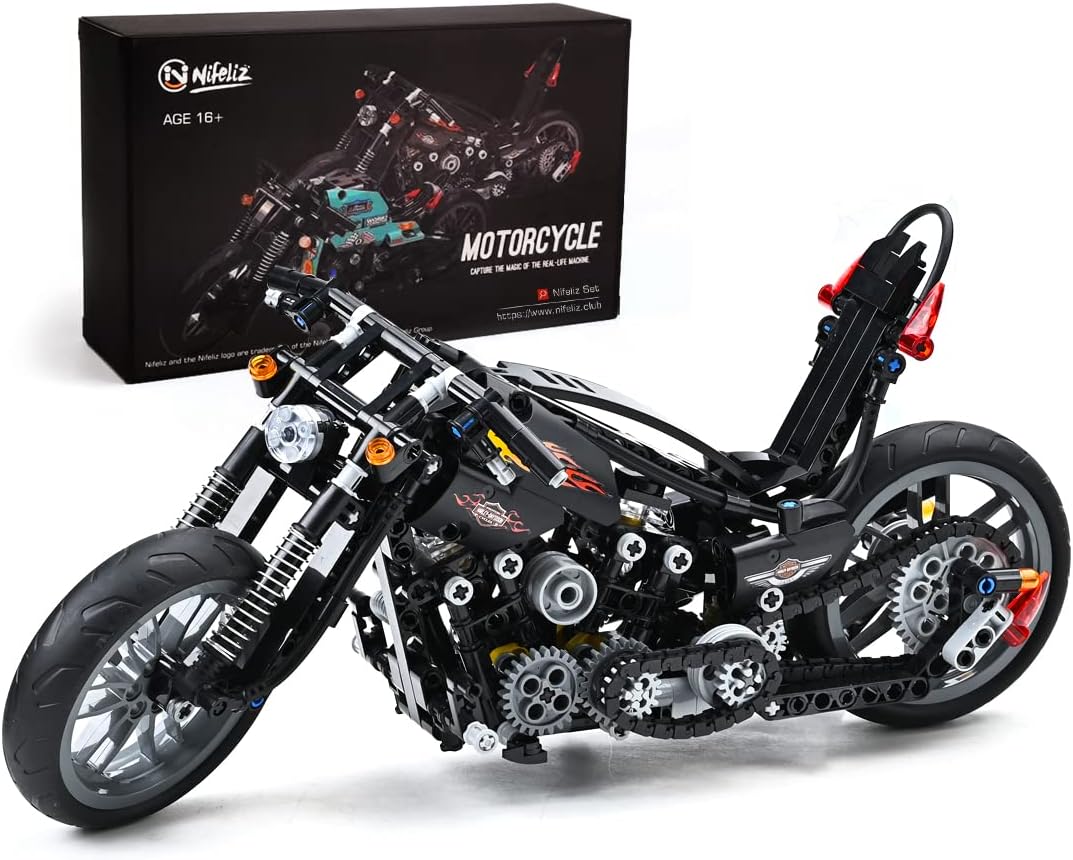 Knuckle Chopper Motorcycle Building Kit (451 Pieces),Black