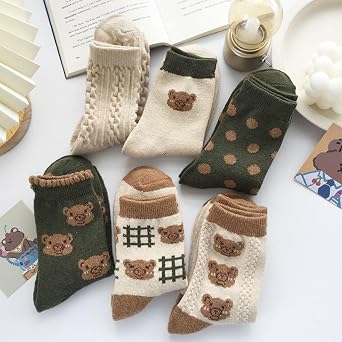 Tooe Women's Kawaii Bear Cotton Socks 6Pairs Coquettish Vintage Crew Socks Cute Warm Casual Socks Fairycore Socking
