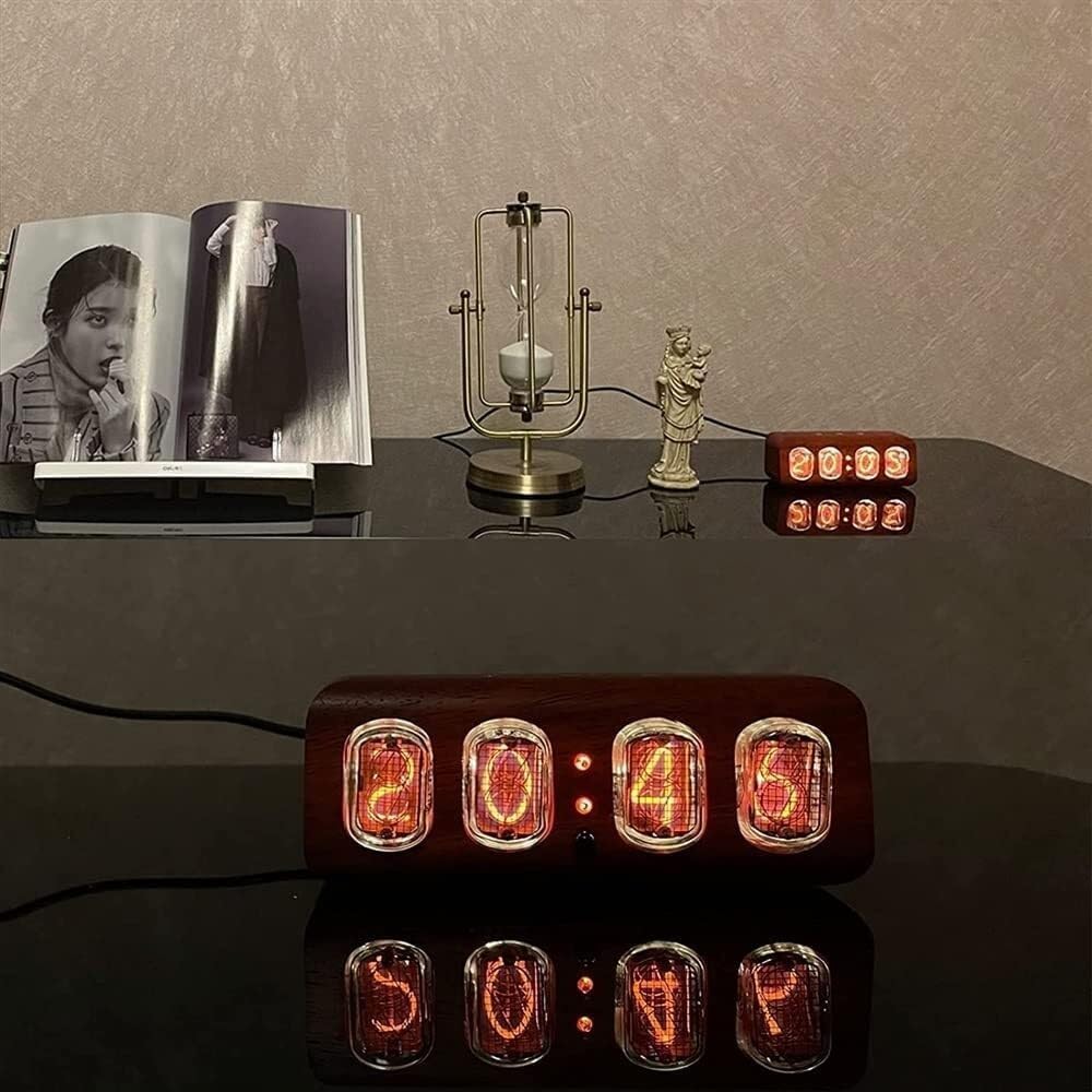 Elektroniczny zegarek Nixie Tube, kreatywny świecący kolorowy zegarek, regulowana jasność, niezrównane efekty wizualne, skorupa orzecha włoskiego, ręcznie wykonana, prezent dla ukochanej, przyjaciela
