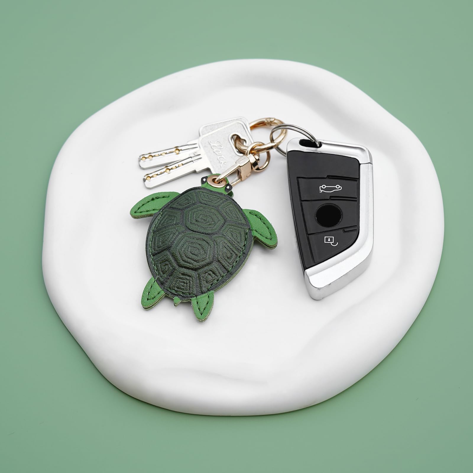 Versteckter Schlüsselanhänger-Halter für Airtag 2. und 1. – Niedliche Leder-Schlüsselring-Hülle für Frauen – Haifisch-Schildkröte, 2 Stück