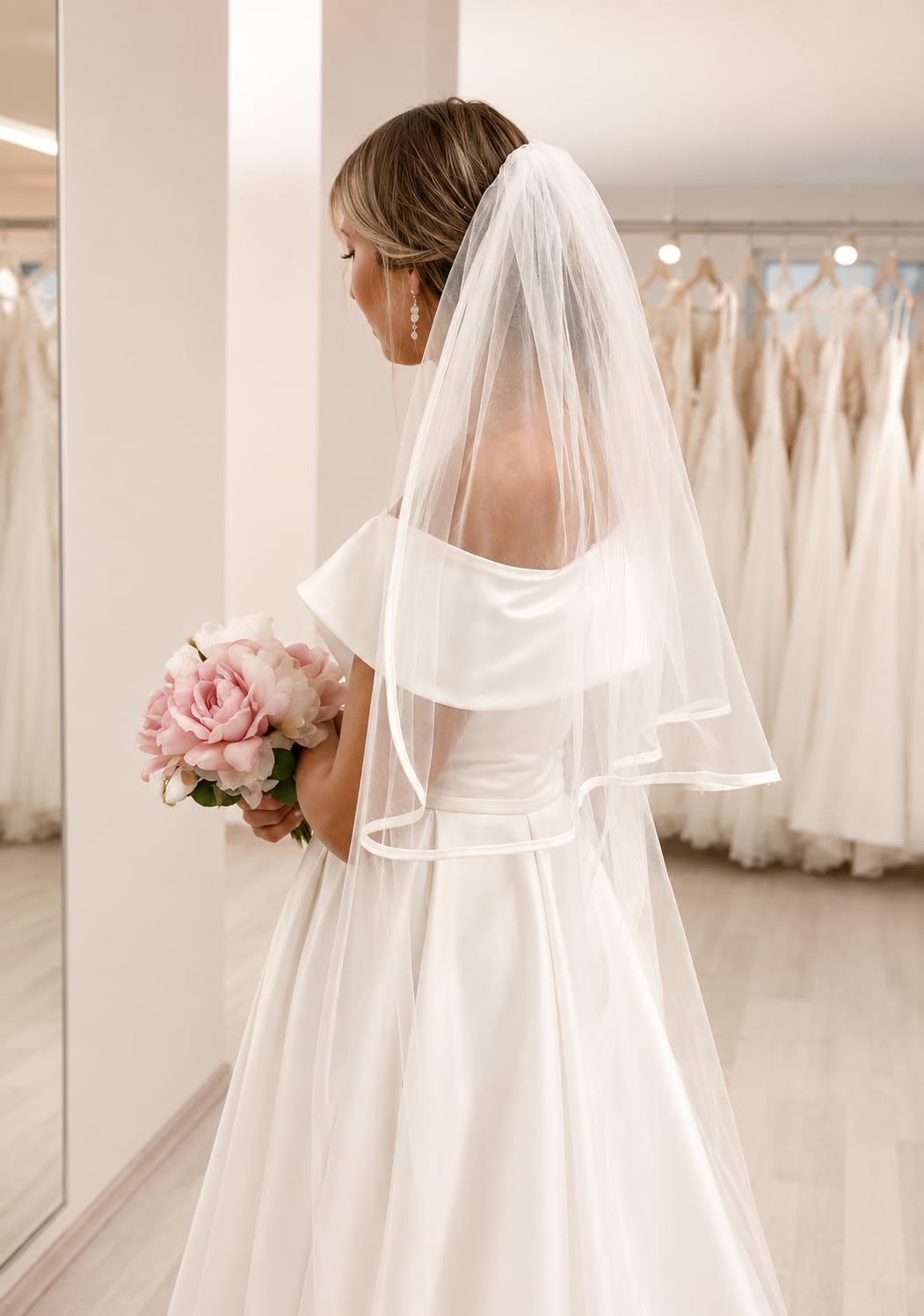 Satinband Brautschleier Hochzeitsschleier Satinschleier Domschleier Kathedrale Kapelle weißer Elfenbein Tüllschleier eleganter klassischer Schleier Cathedral bridal veil satin