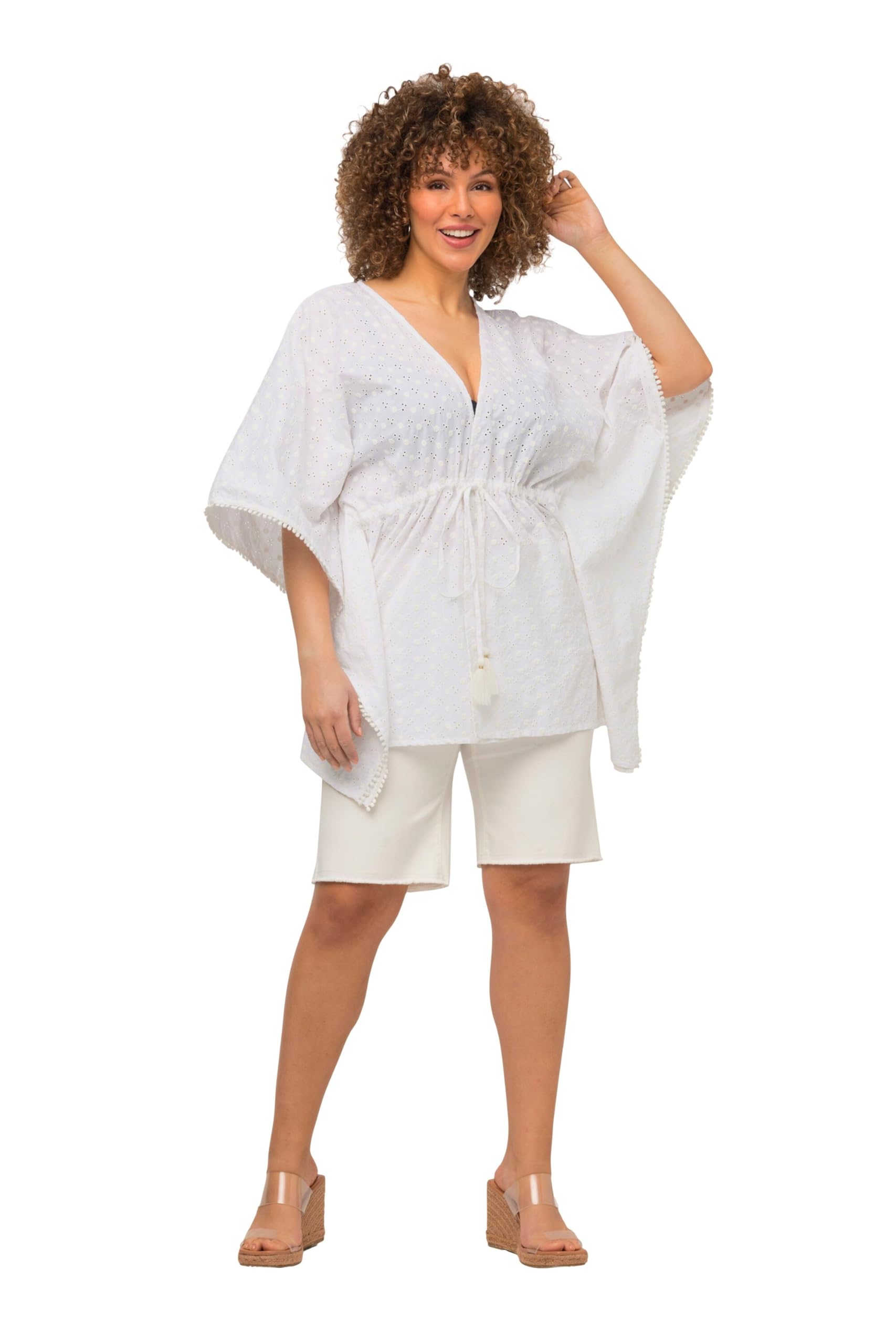 Ulla Popken Femme Grandes Tailles Blouse Style Kimono Oversized à Manches 3/4. Dentelle ajourée et Pompons. 816758