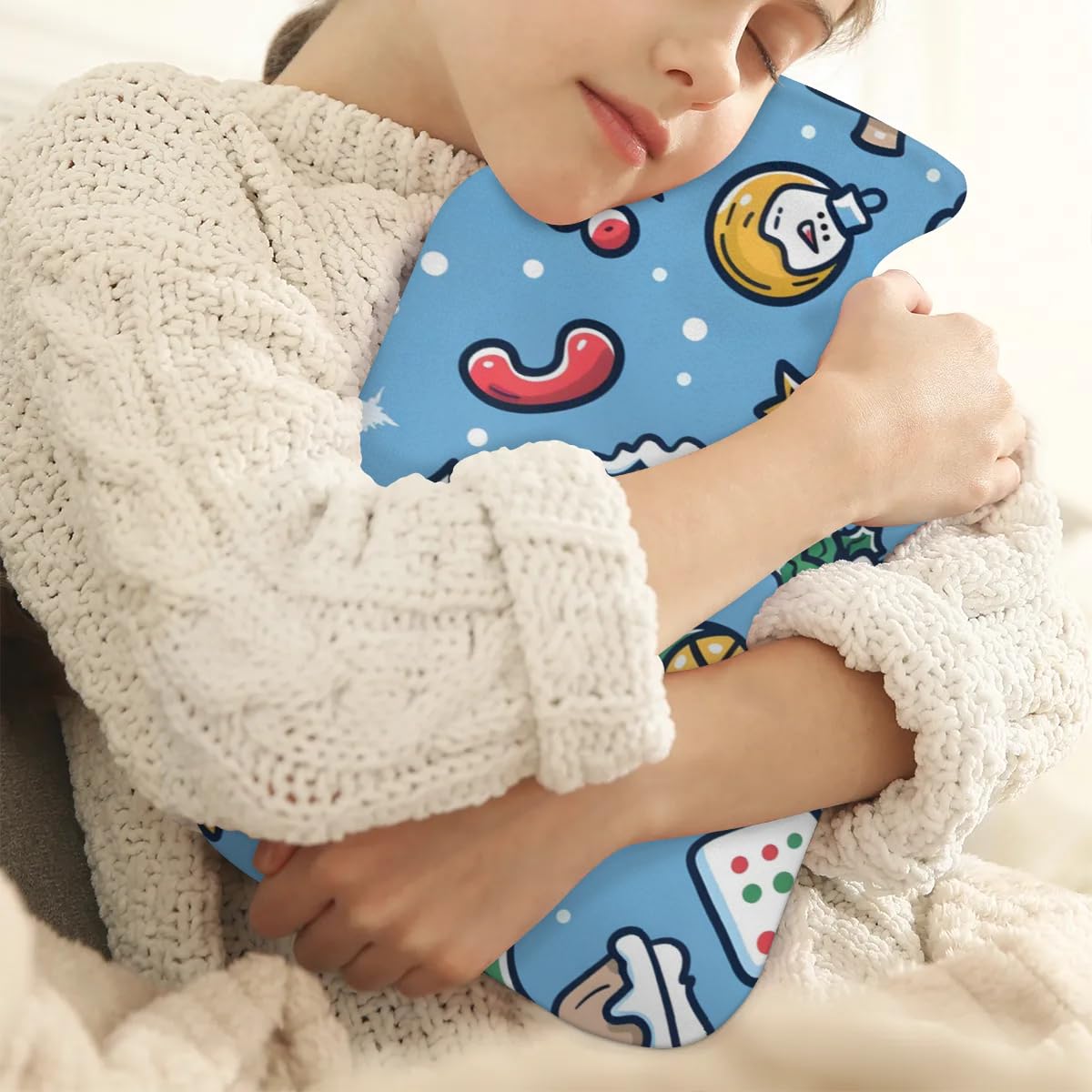 Hot Water Bottle with Soft Cover,2L Cartoon Xmas Biscuit Hot Water Bag for Hot and Cold Compress, Hand Feet Warmer, Rubber Hot or Cold Water Bottle Halloween Christmas Decorations