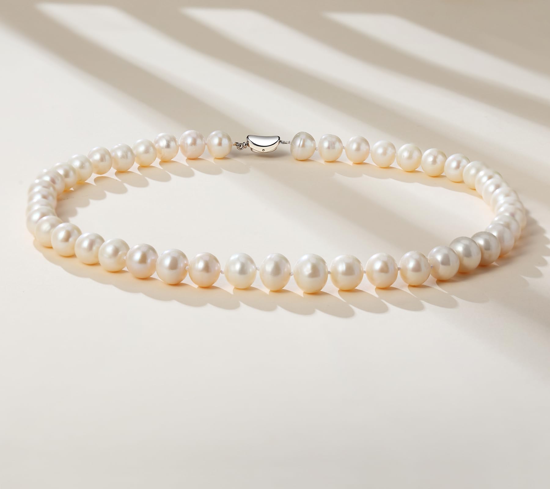 YAMI Perles de culture d'eau douce Blanches 11-12 mm pour femmes, collier de perles véritables 18inch (45cm) avec fermoir à pois, argent sterling 925, cadeau de bijoux pour femmes.