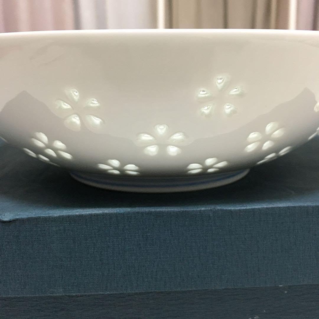 未使用品　有田焼　丹心窯　水晶彫　深皿 Amazon.co.jp: 有田焼 丹心窯 水晶彫 深皿 : おもちゃ