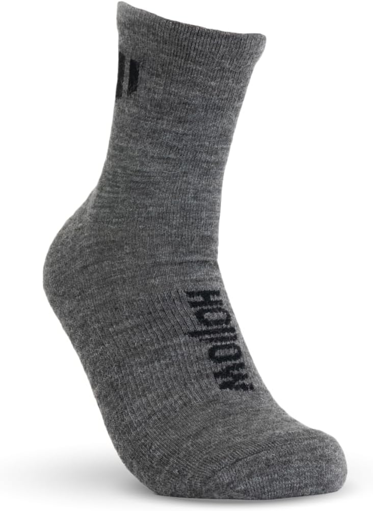Moisture-Wicking Alpaca Ankle Socks for Men & Women – Ideal for Hiking & Running