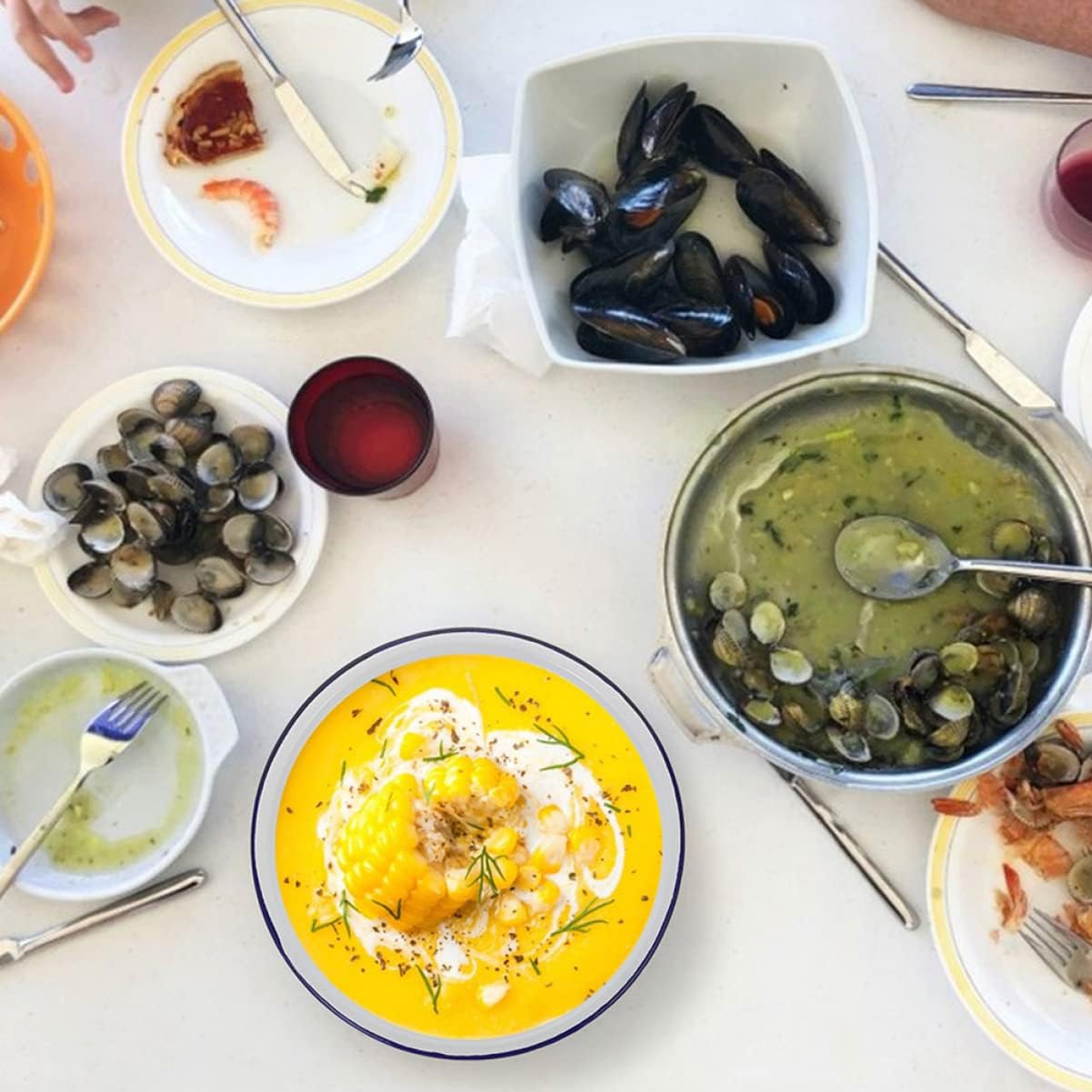 Enamel bowl Enamel color pottery bowl Mixing Bowl Fruit Bowls Salad Serving Bowls 2pcs Enamel Basin Household Enamelware Home Soup Enamel Basin Simple Basin Enamel Bowl Retro Fruit Bowls Dessert Conta