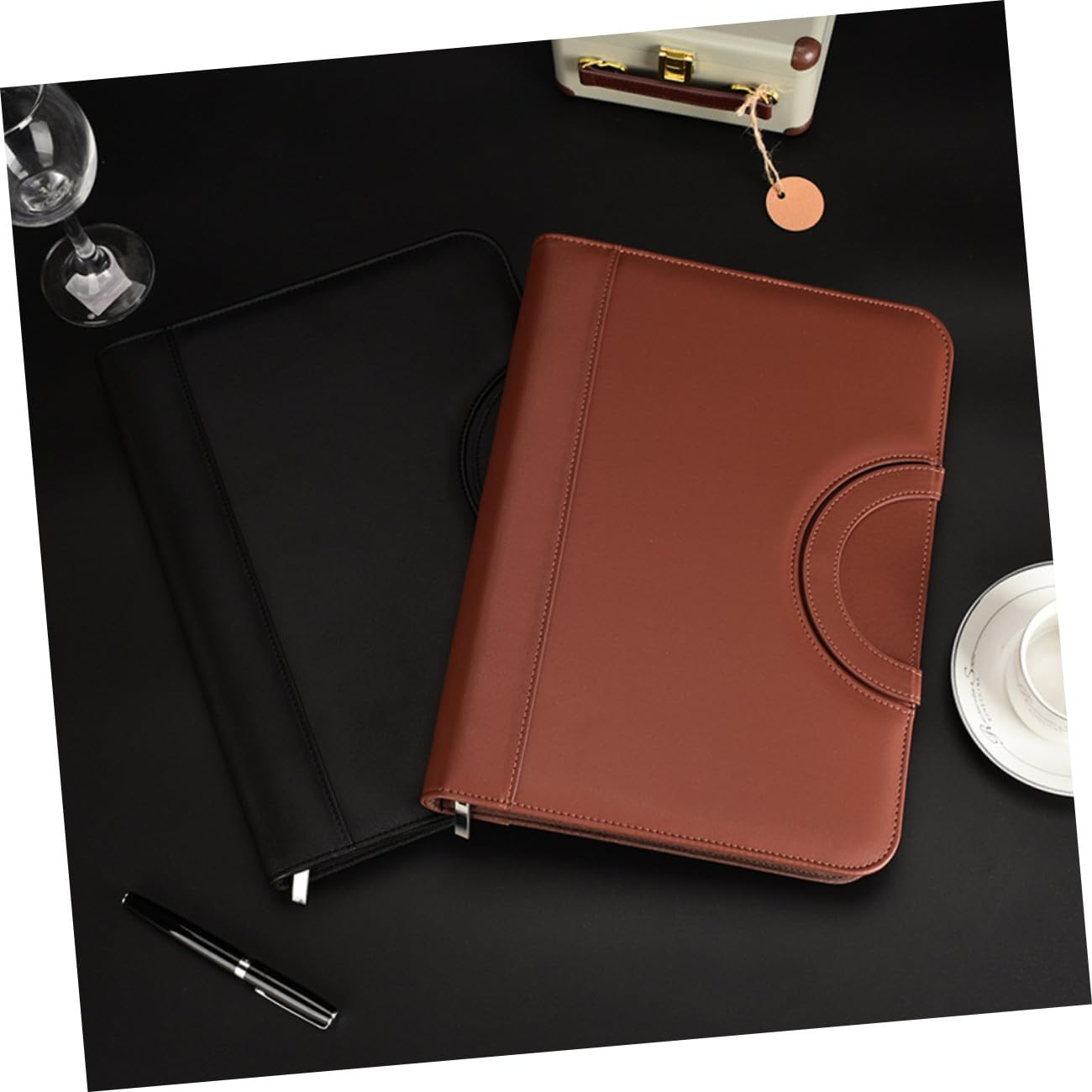 Angoily Porte Document Marron en Cuir Pu avec Classeur à 3 Anneaux, Calculatrice Intégrée et Pochette Extérieure, pour Bureau Professionnel et Organisation de Documents